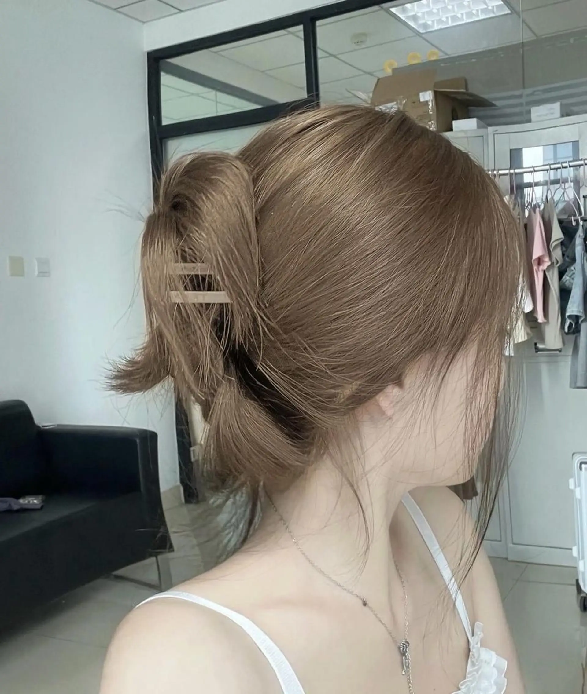 ロング カラー 大人上品🤍透明感 ベージュ🤍REOのヘアスタイル