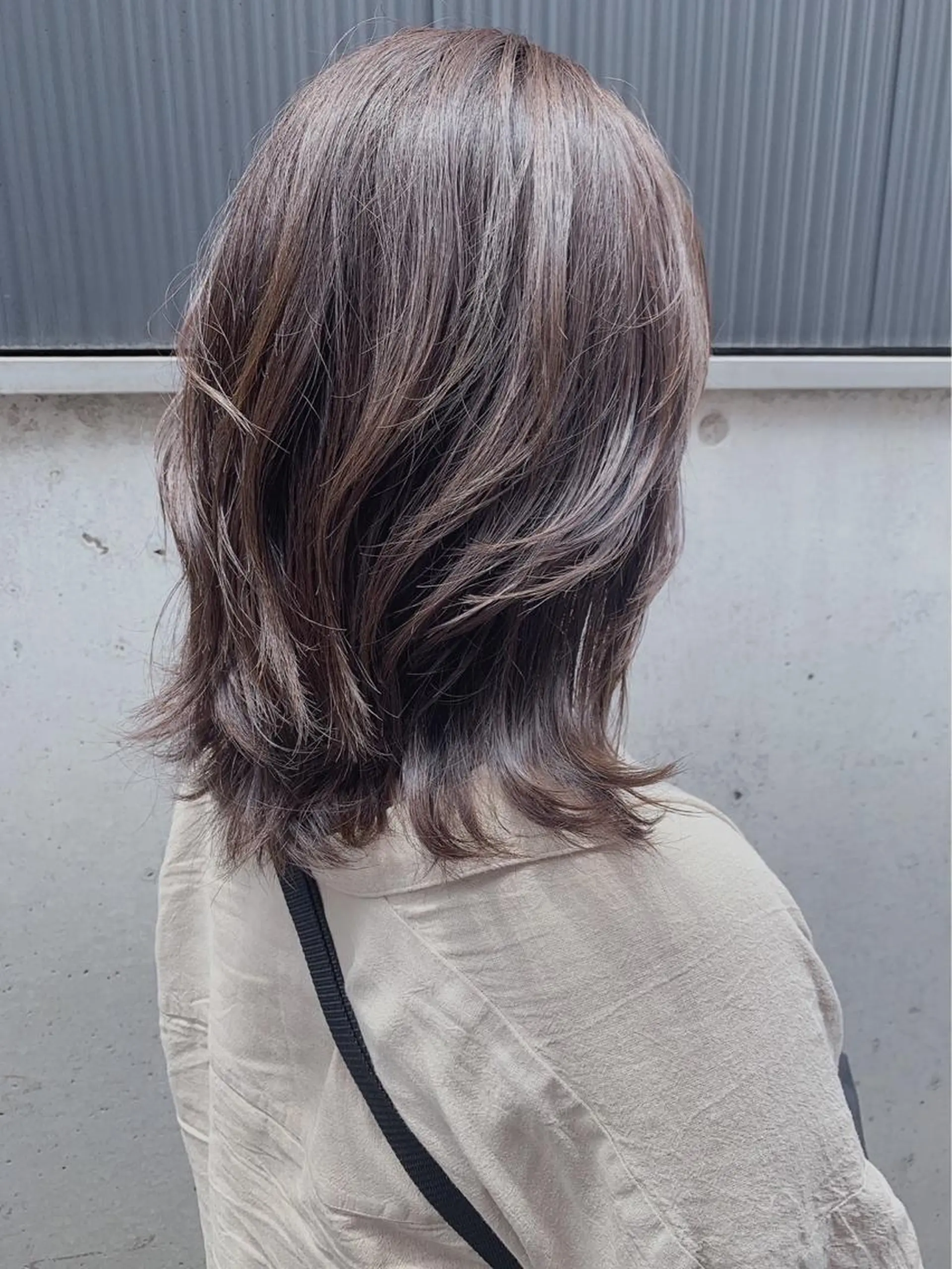 ミディアム 勝沼 佑季のヘアスタイル