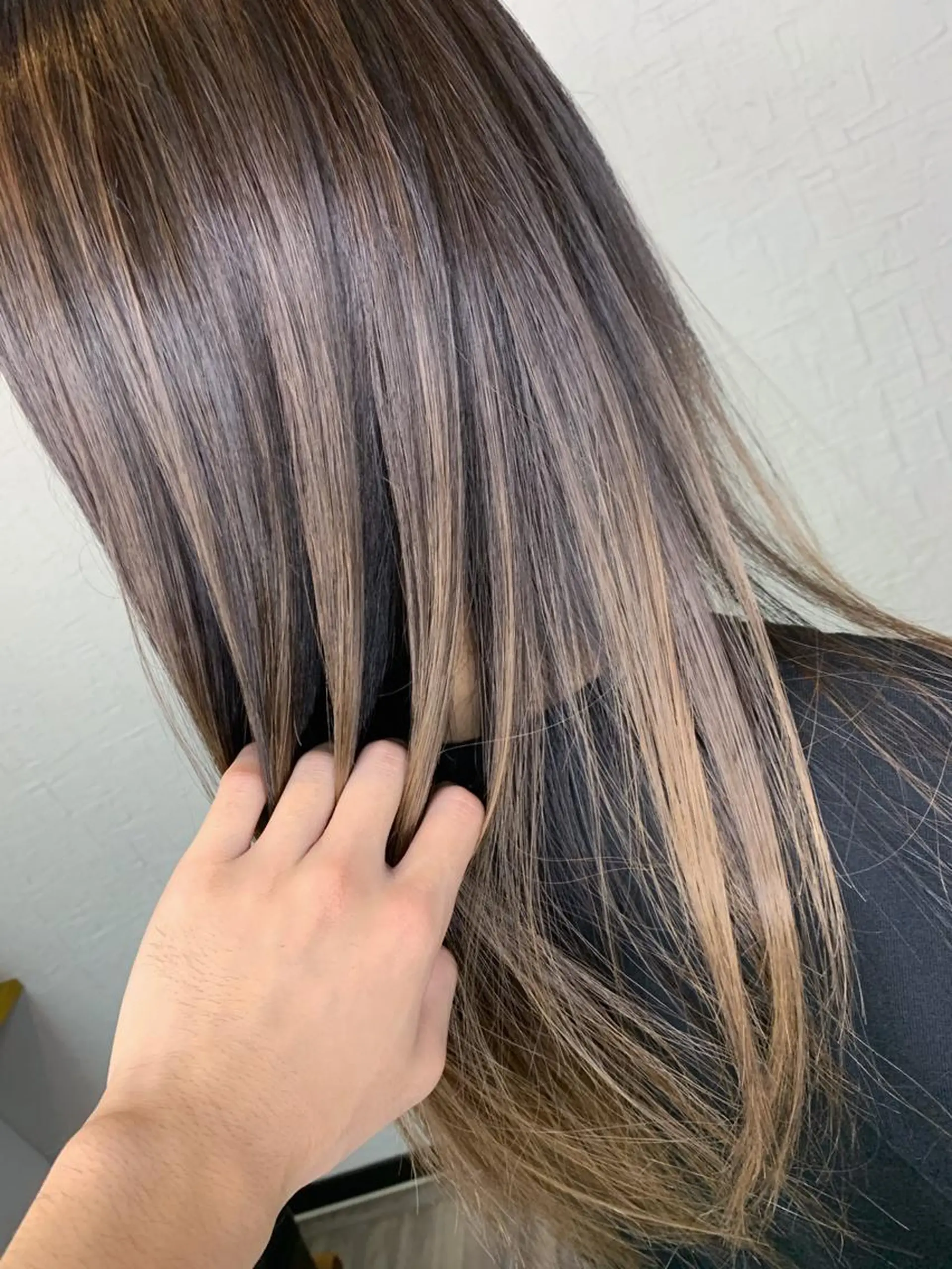 ロング 🥇近藤 恭輔🥇 Recharme新保のヘアスタイル