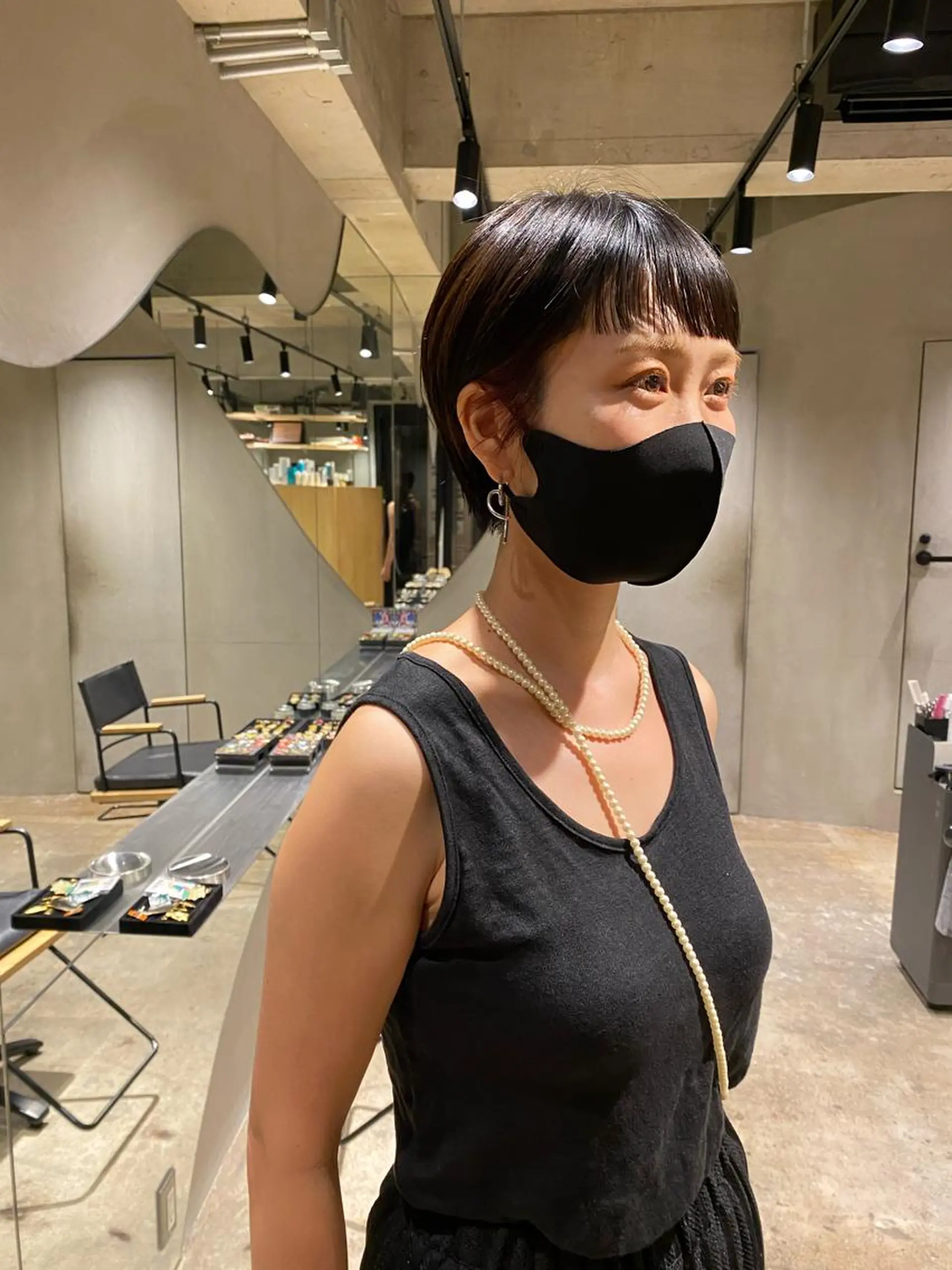 ショート オン眉 ショートヘア hemm,hemm.所属・ショート・ボブ MIKUのヘアスタイル