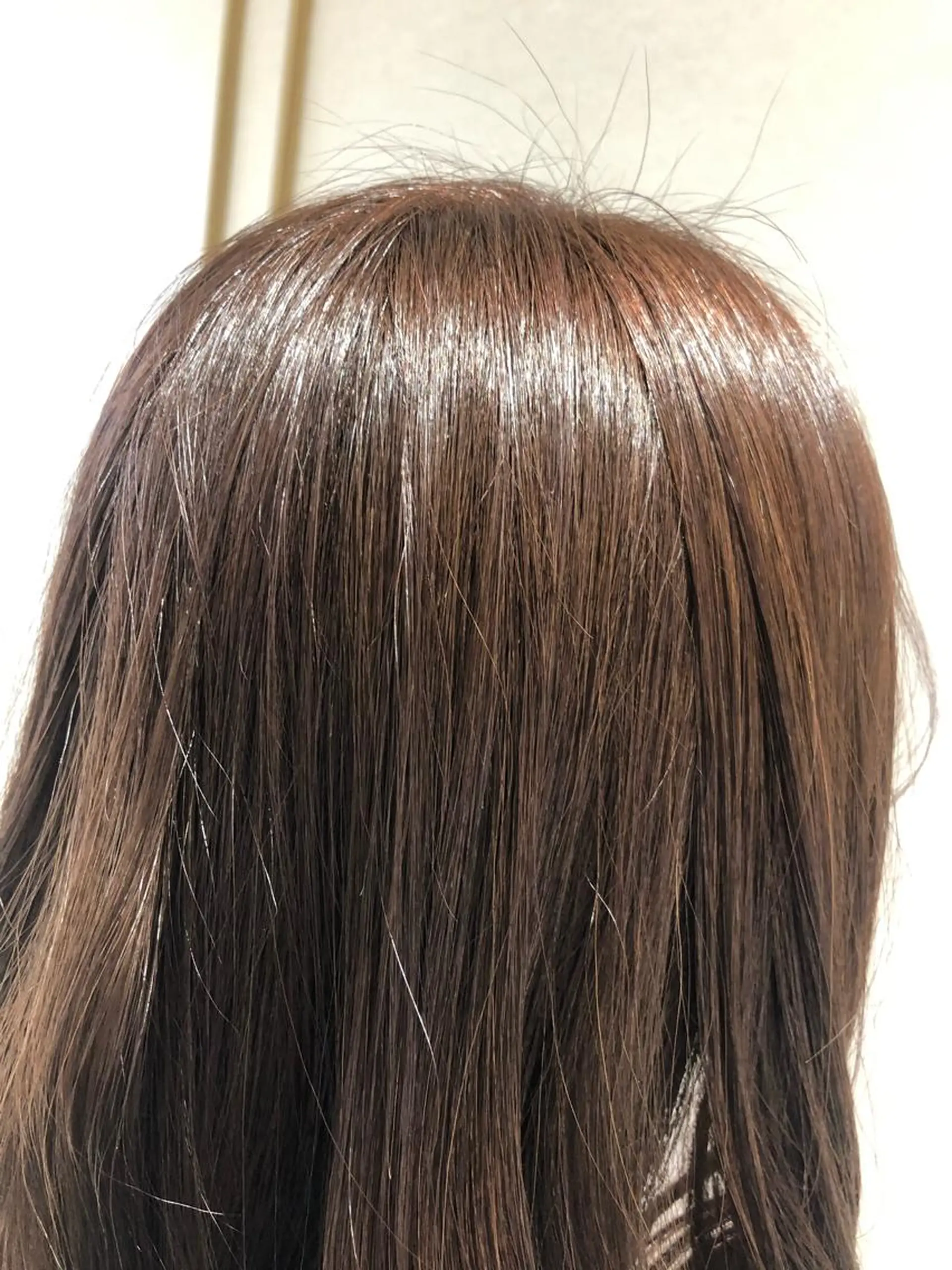 セミロング カラー 芝田  望優のヘアスタイル