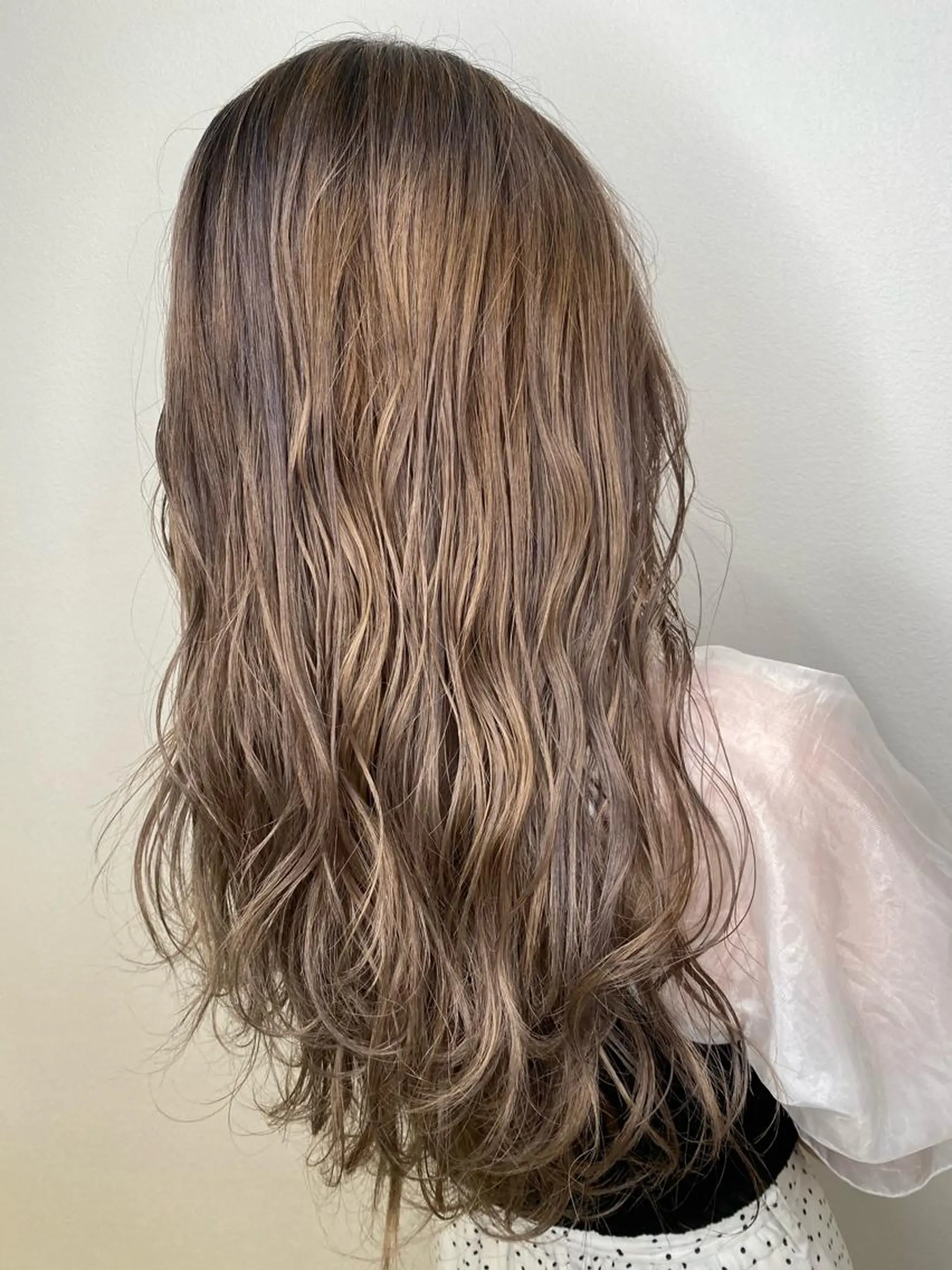 ロング カラー ブリーチ ケアブリーチ ハイトーンカラー Lond strada 心斎橋所属・🍀小川大輔🍀 ボブ/ブリーチ🥇のヘアスタイル