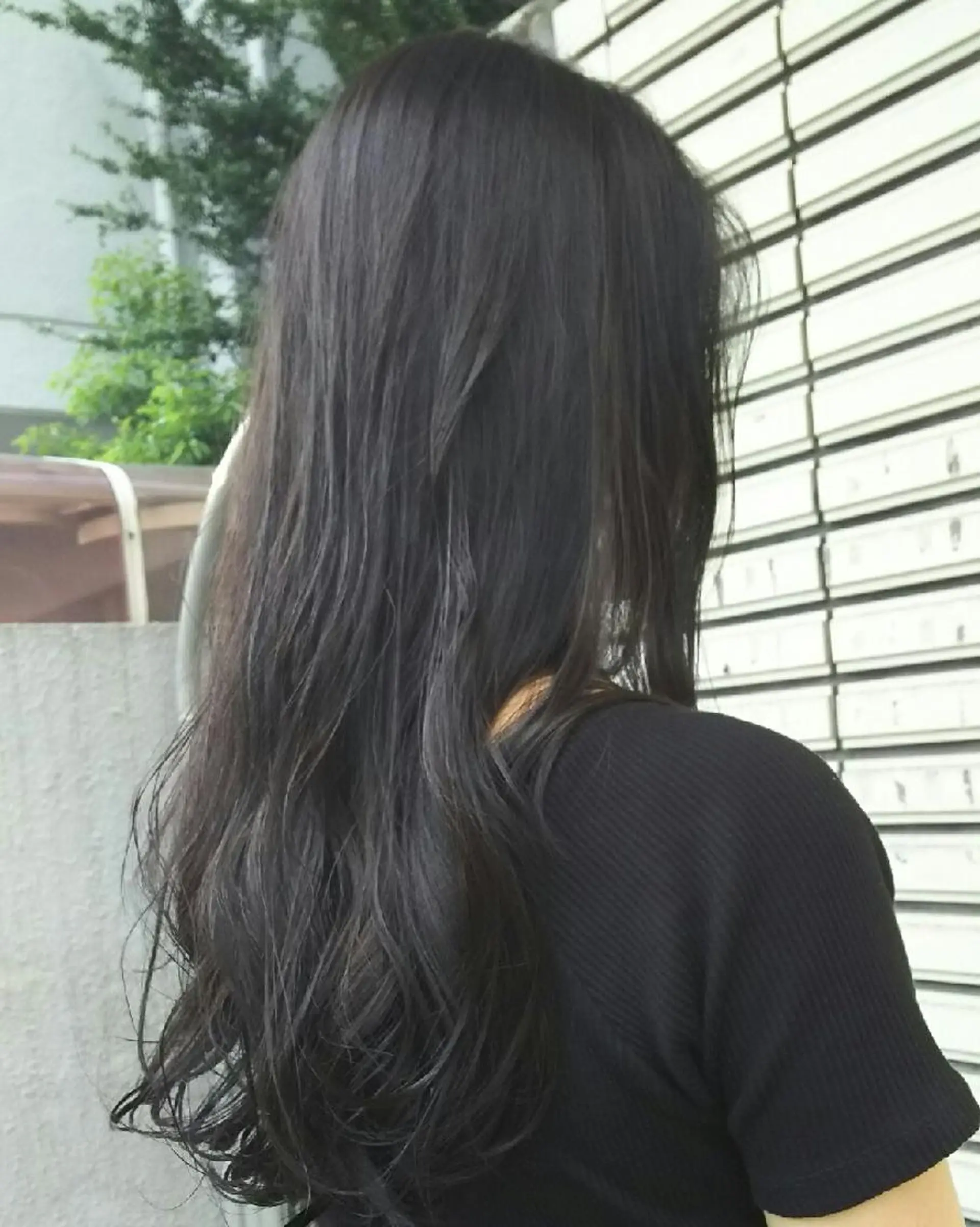 ロング カラー 黒髪 SHAFT Ieiriのヘアスタイル