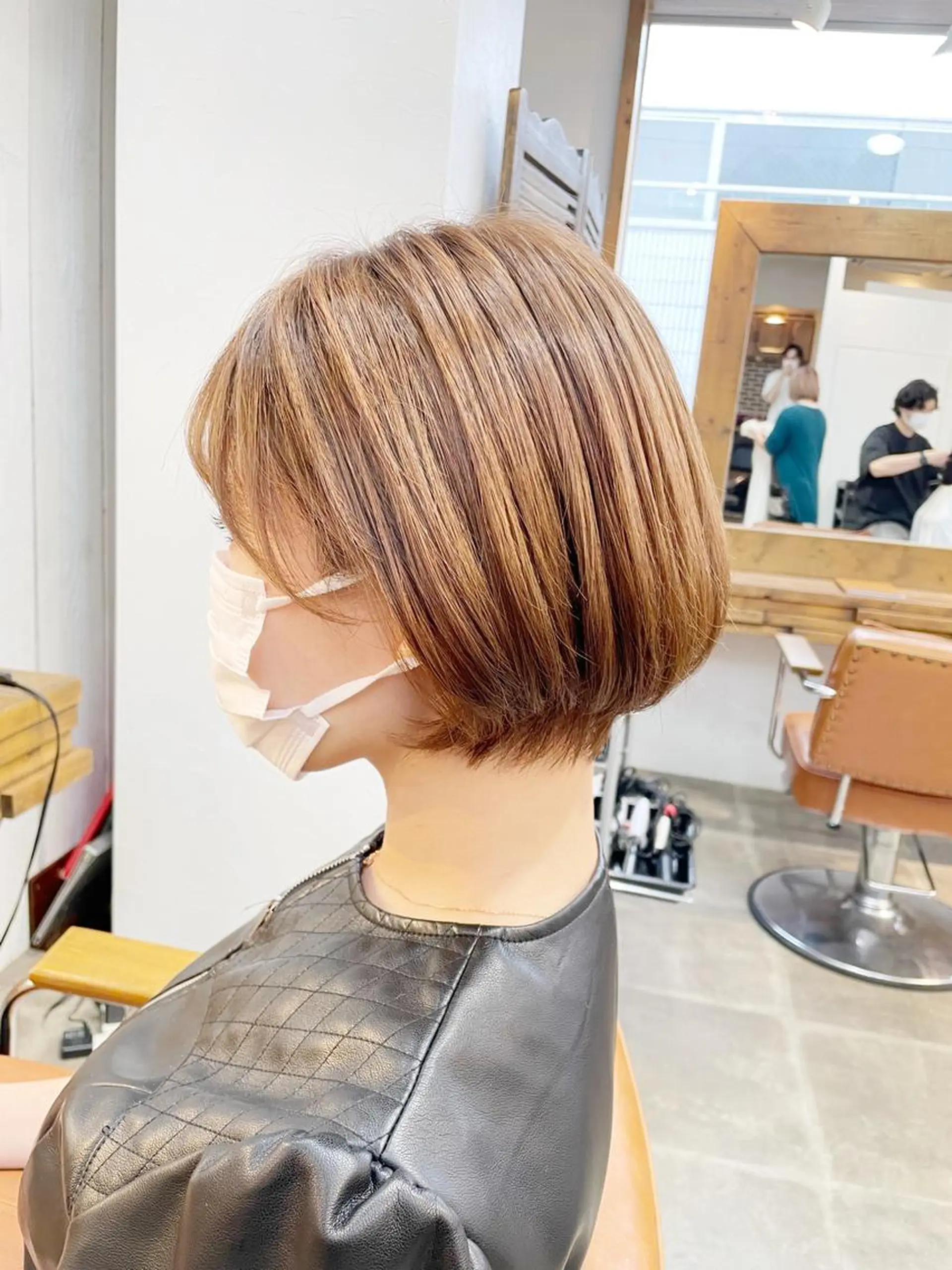 ショート カラー ショートボブ ハンサムショート ブリーチ ブリーチなしカラー ボブ カット ヘアカラー newline銀座所属・銀座ショート/ 大人ショート/金子涼のヘアスタイル