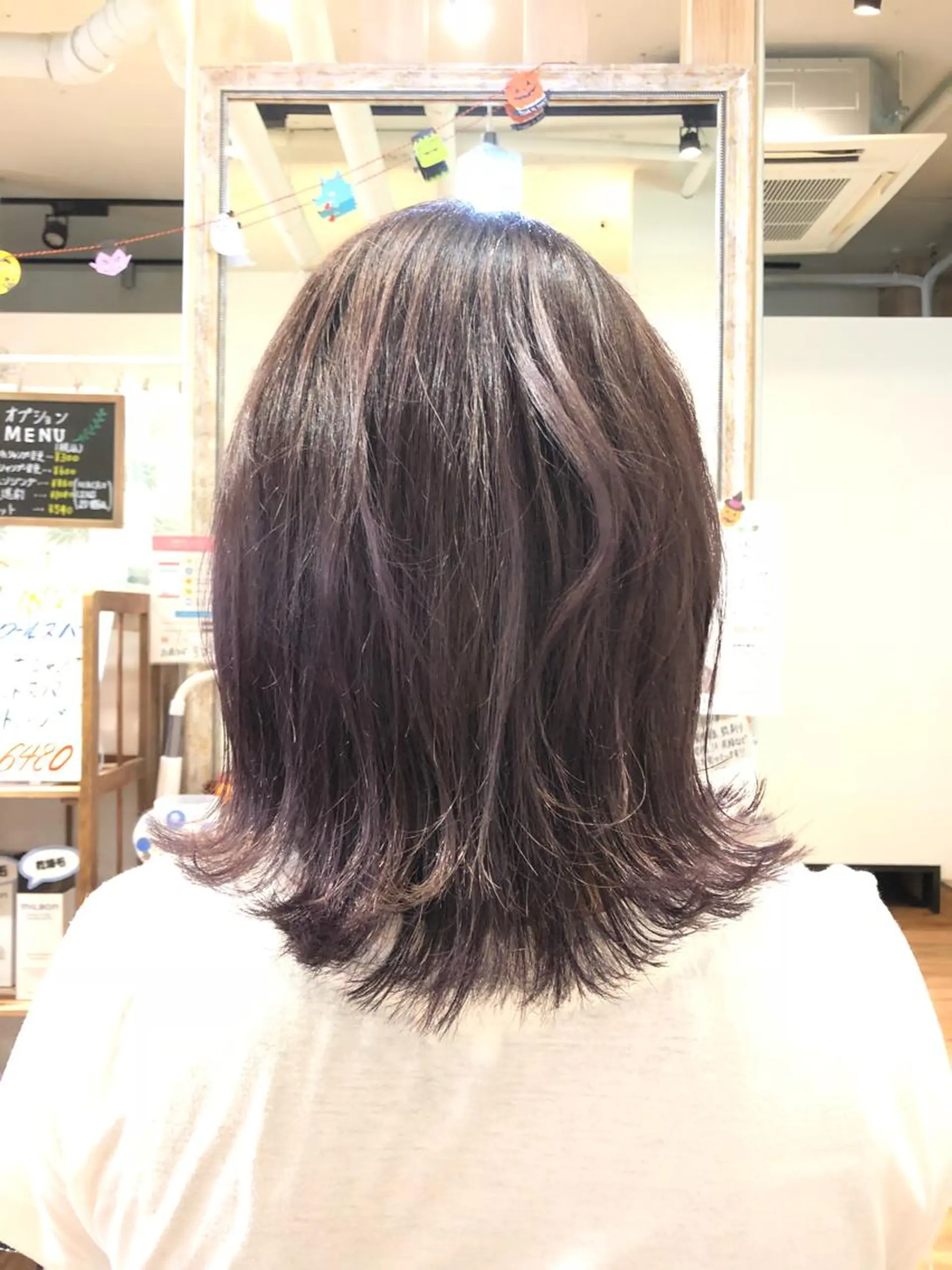 ミディアム カラー ヘアカラー トリートメント 青野 文香のヘアスタイル