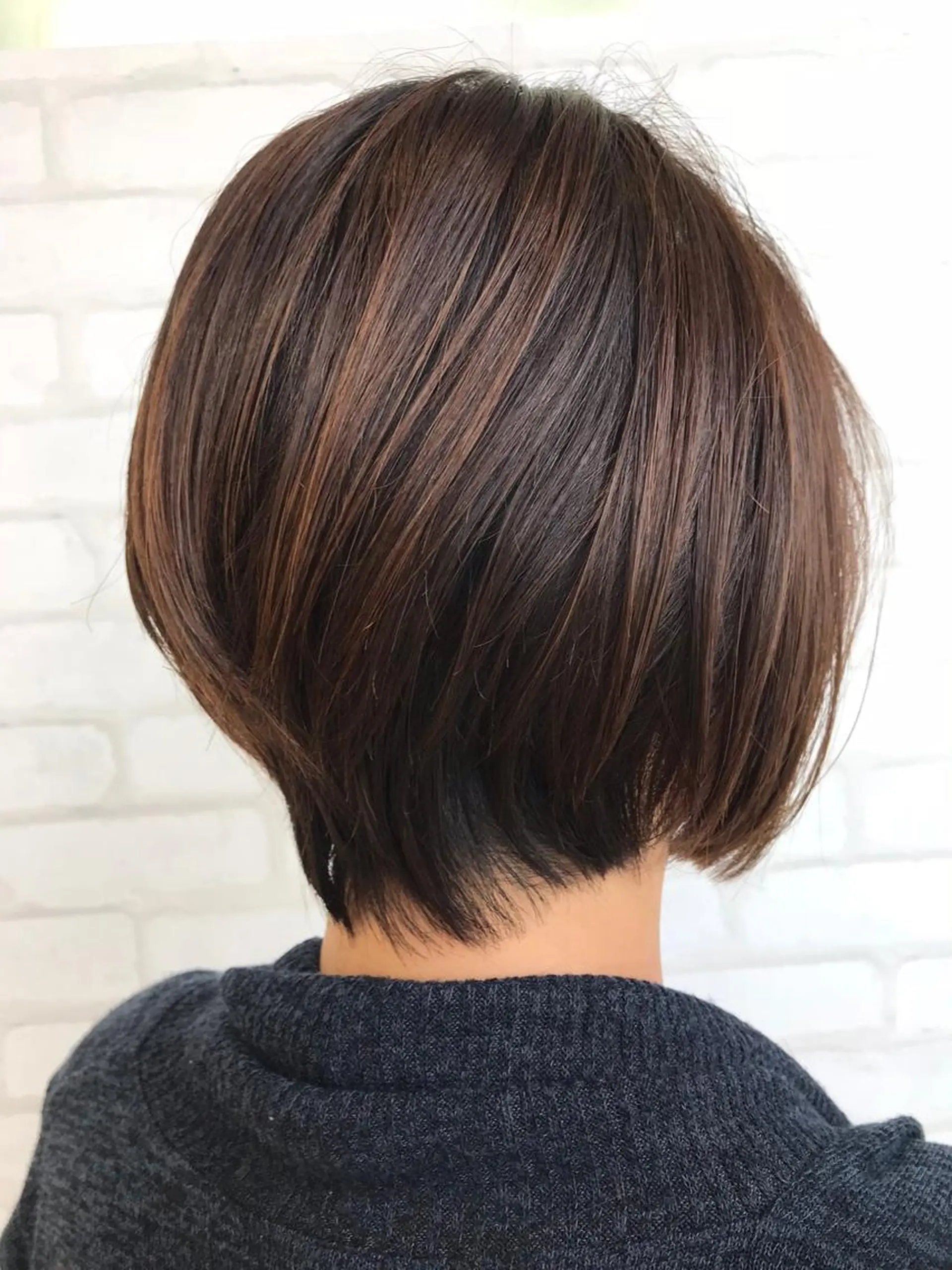 ショート 金沢 広美のヘアスタイル