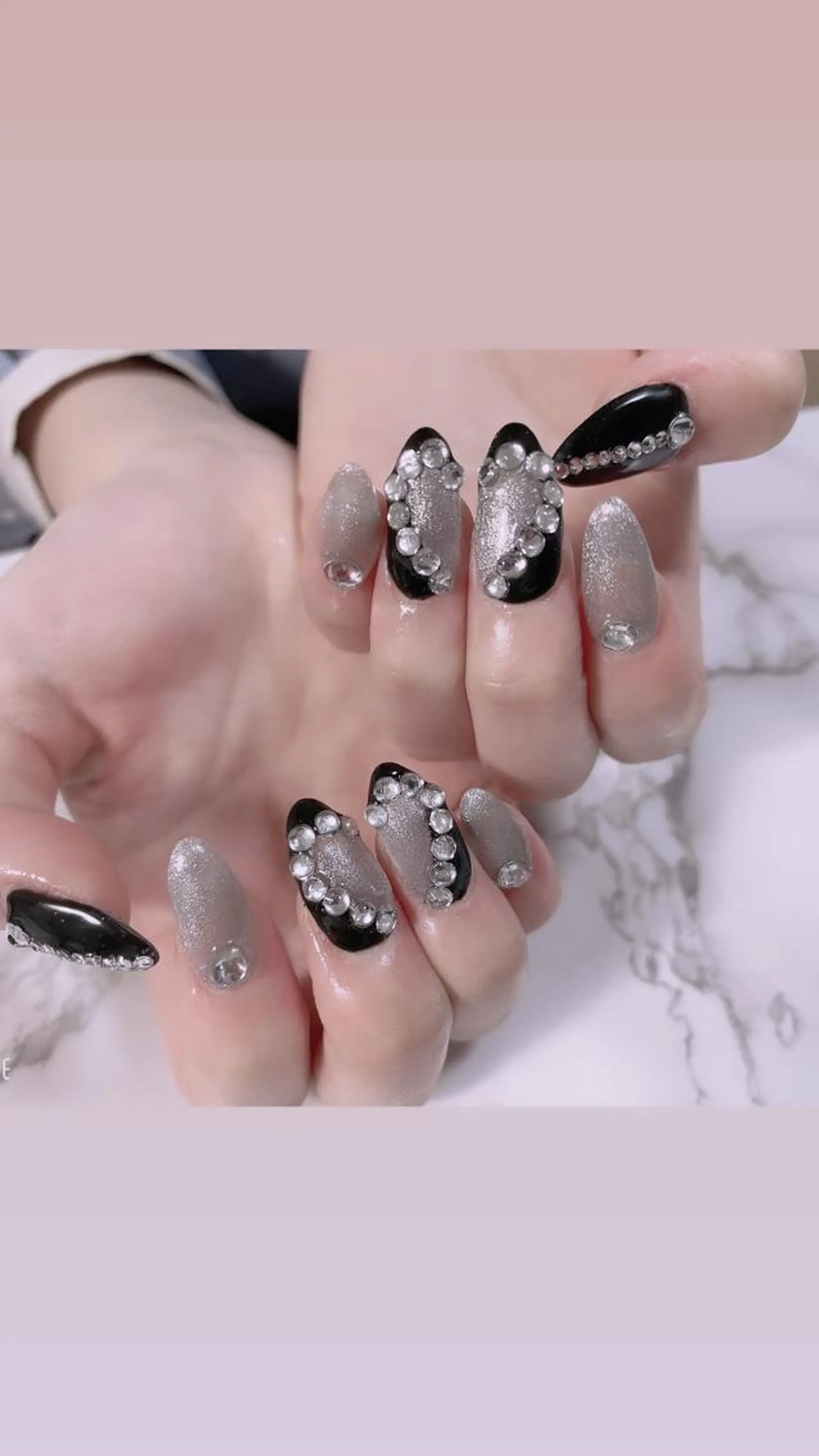 ネイル 高草木 桃香のネイルデザイン