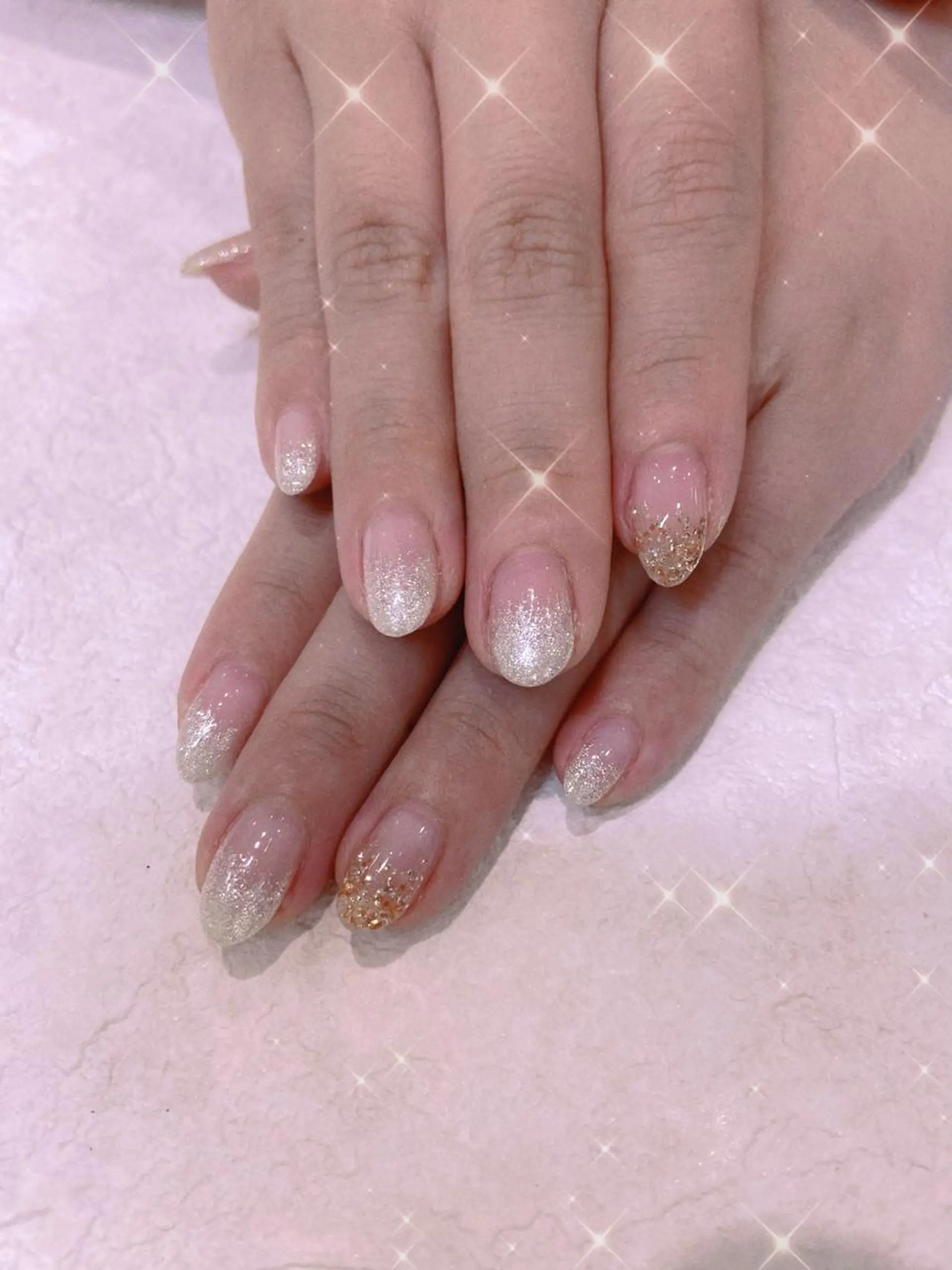 ネイル ラメ(グリッター) ラメグラデーション ハンドネイル ハンドケア Moci Nail Salonのネイルデザイン