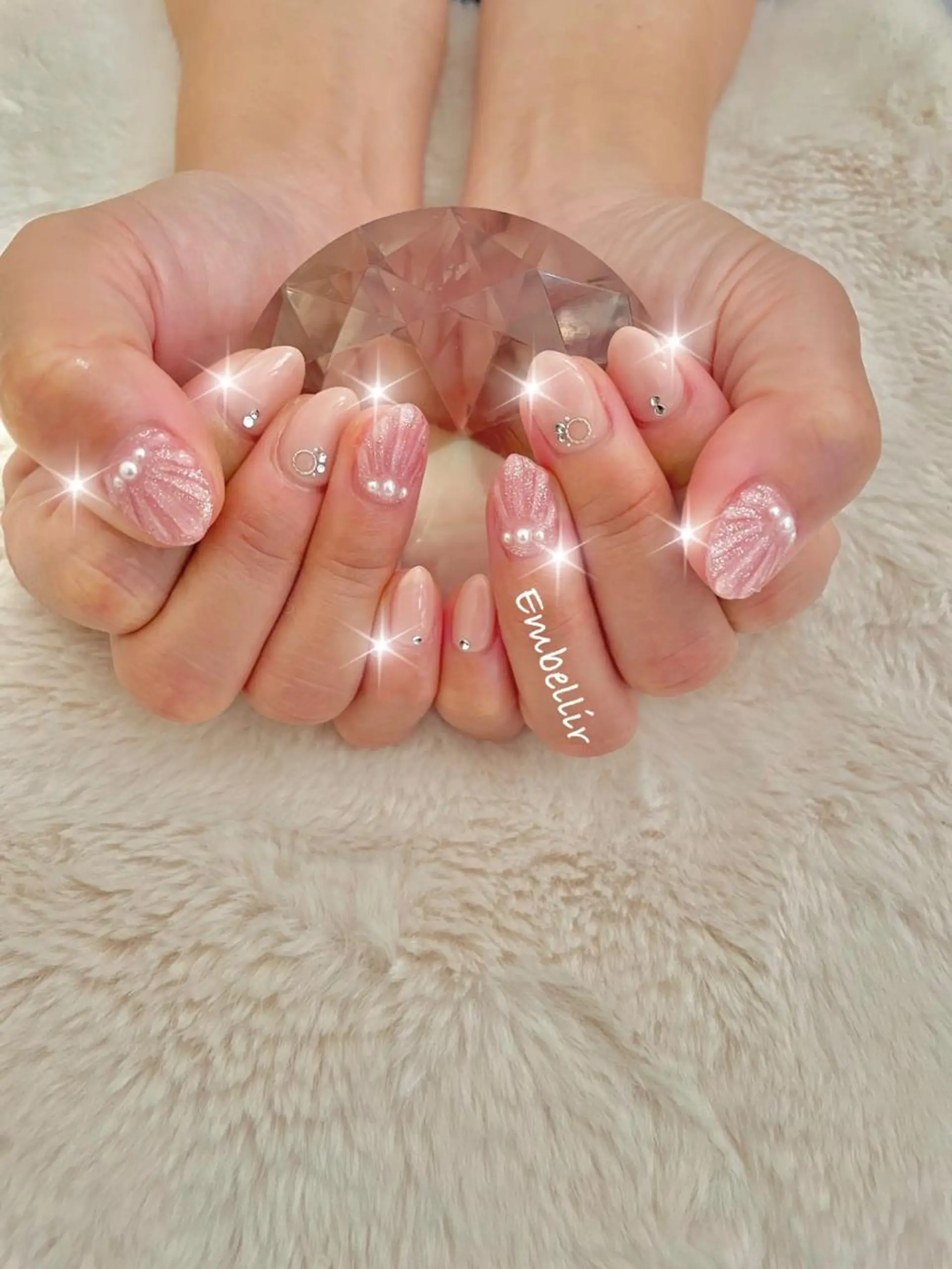 ネイル アートネイル 夏ネイル EMILUCA 北河希のエステ・リラクイメージ