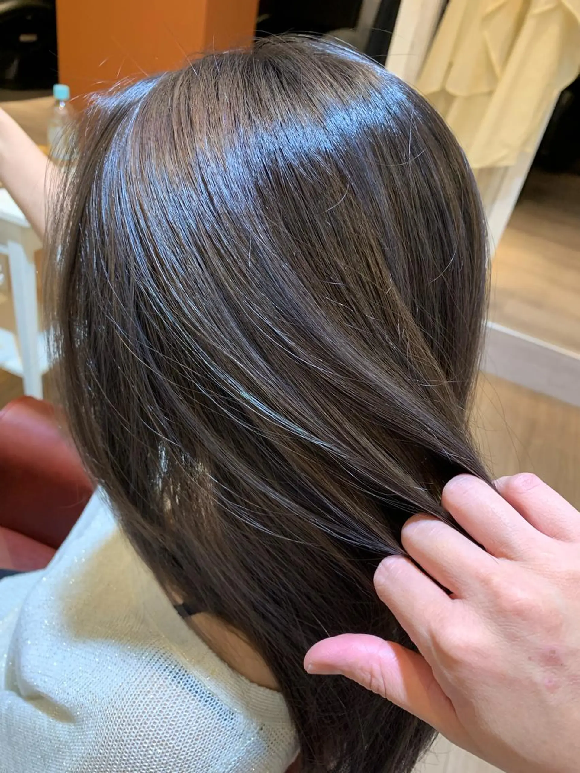 セミロング カラー アッシュ アッシュブラウン ブラウンカラー hair & spa Nalu所属・hair & spa Naluのヘアスタイル