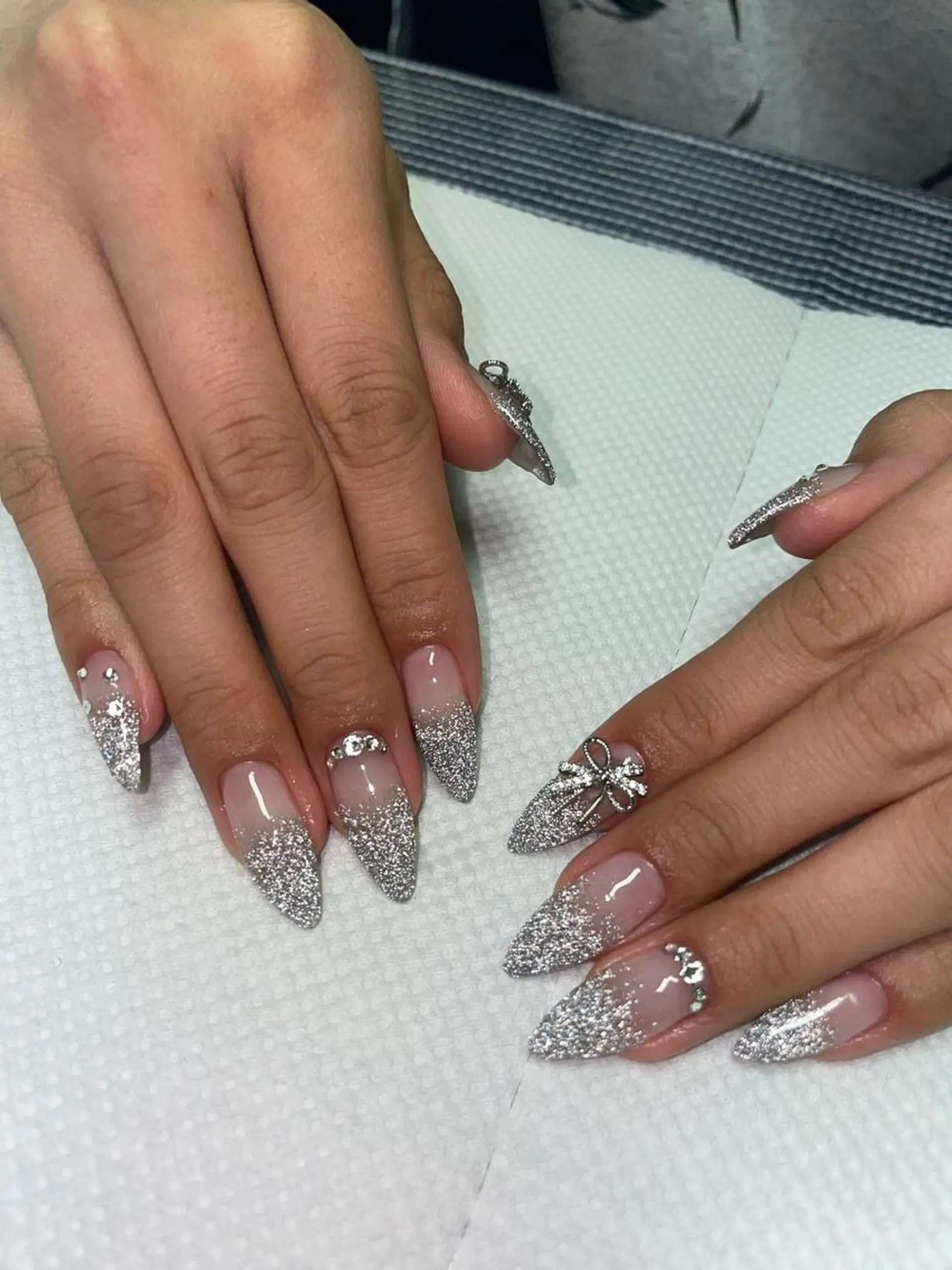 ネイル 成人式 フラッシュネイル Munail サロン所属・むねいる nail salonのネイルデザイン