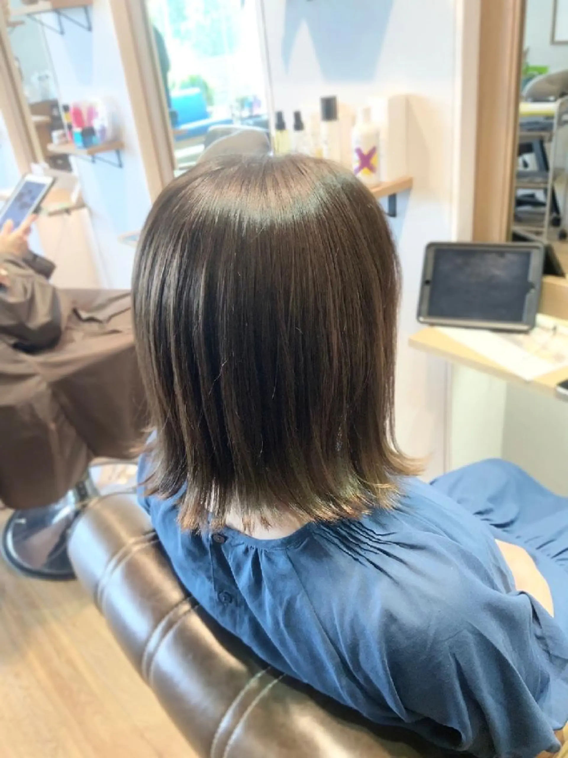 カラー グレージュ ボブ カット ヘアカラー トリートメント 堀 望美のヘアスタイル