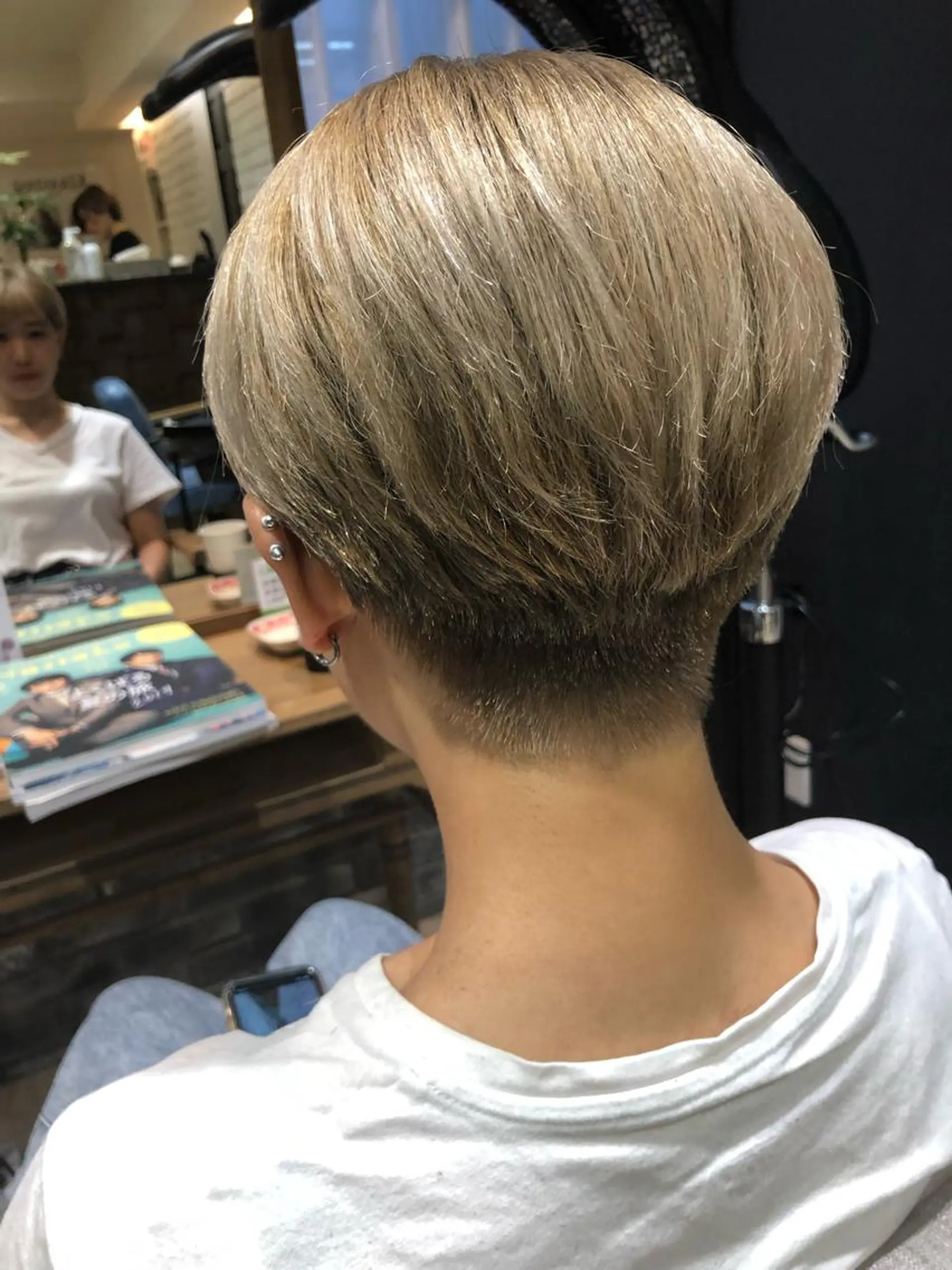 ショート カノンバイフラミューム所属・ショートは任せて ミヤザキのヘアスタイル