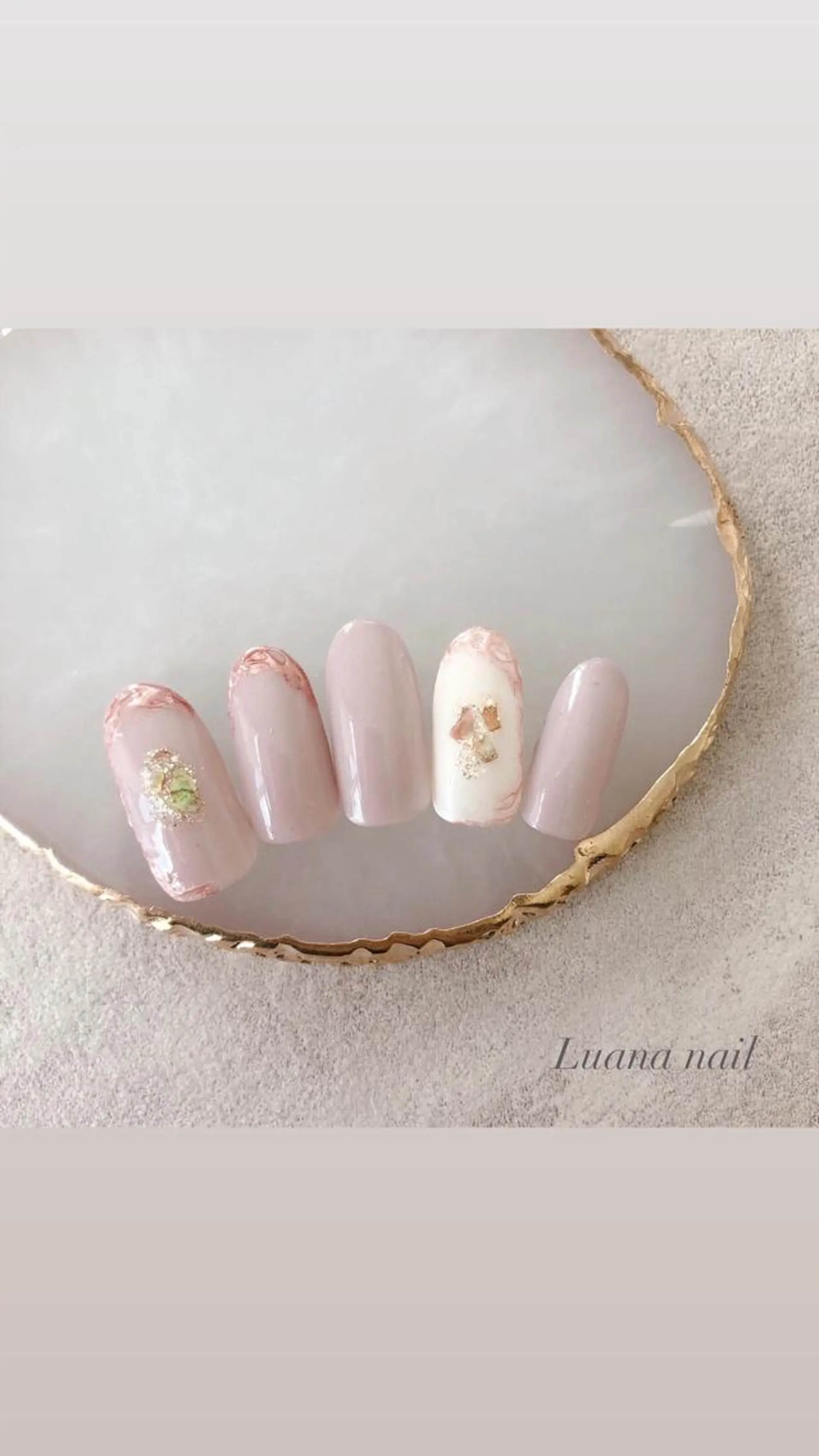 キッズ ネイル ミラーネイル ニュアンスネイル Luana nail (ルアナネイル)のネイルデザイン