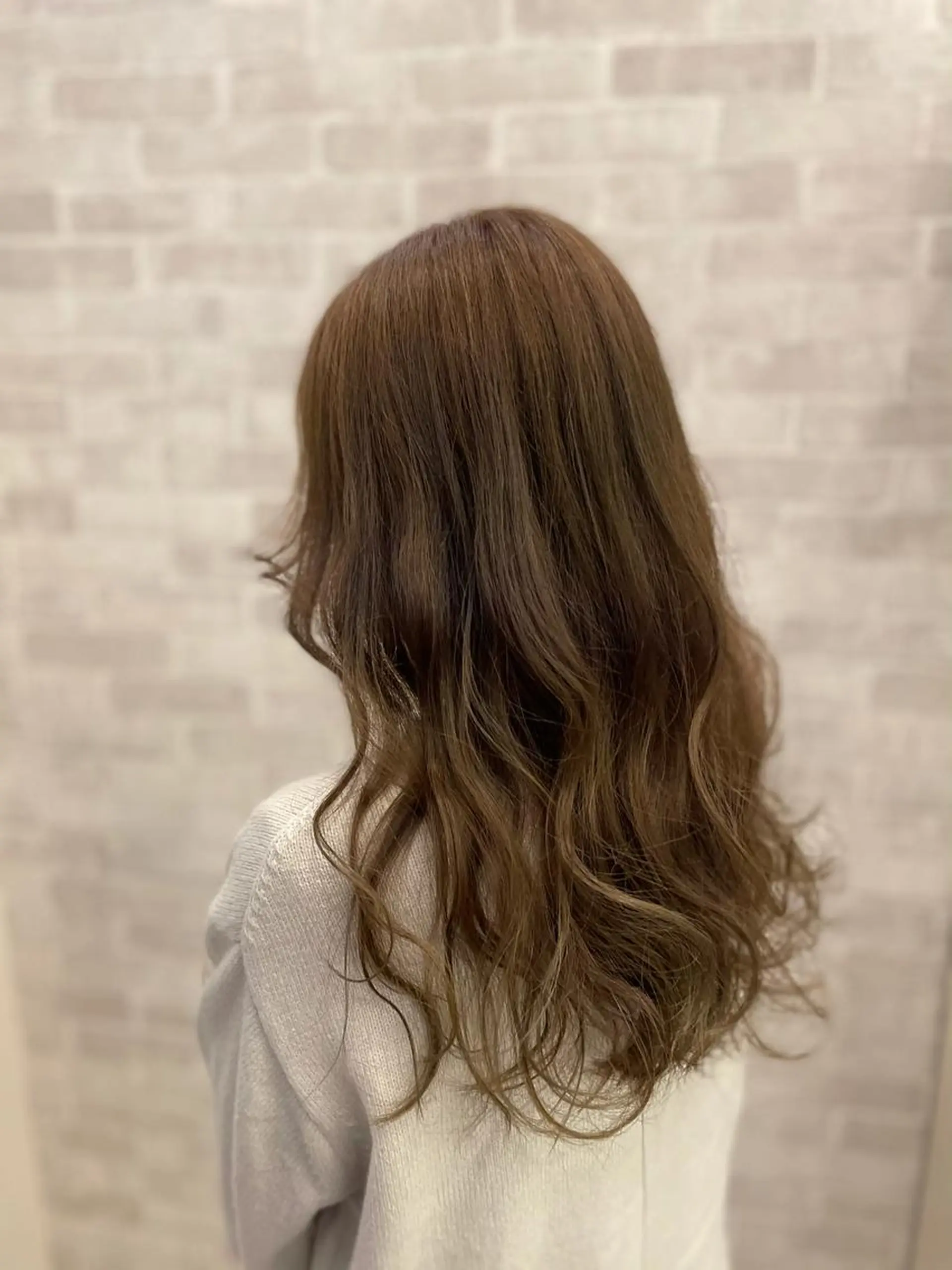 ロング カラー Well's TAIGAのヘアスタイル