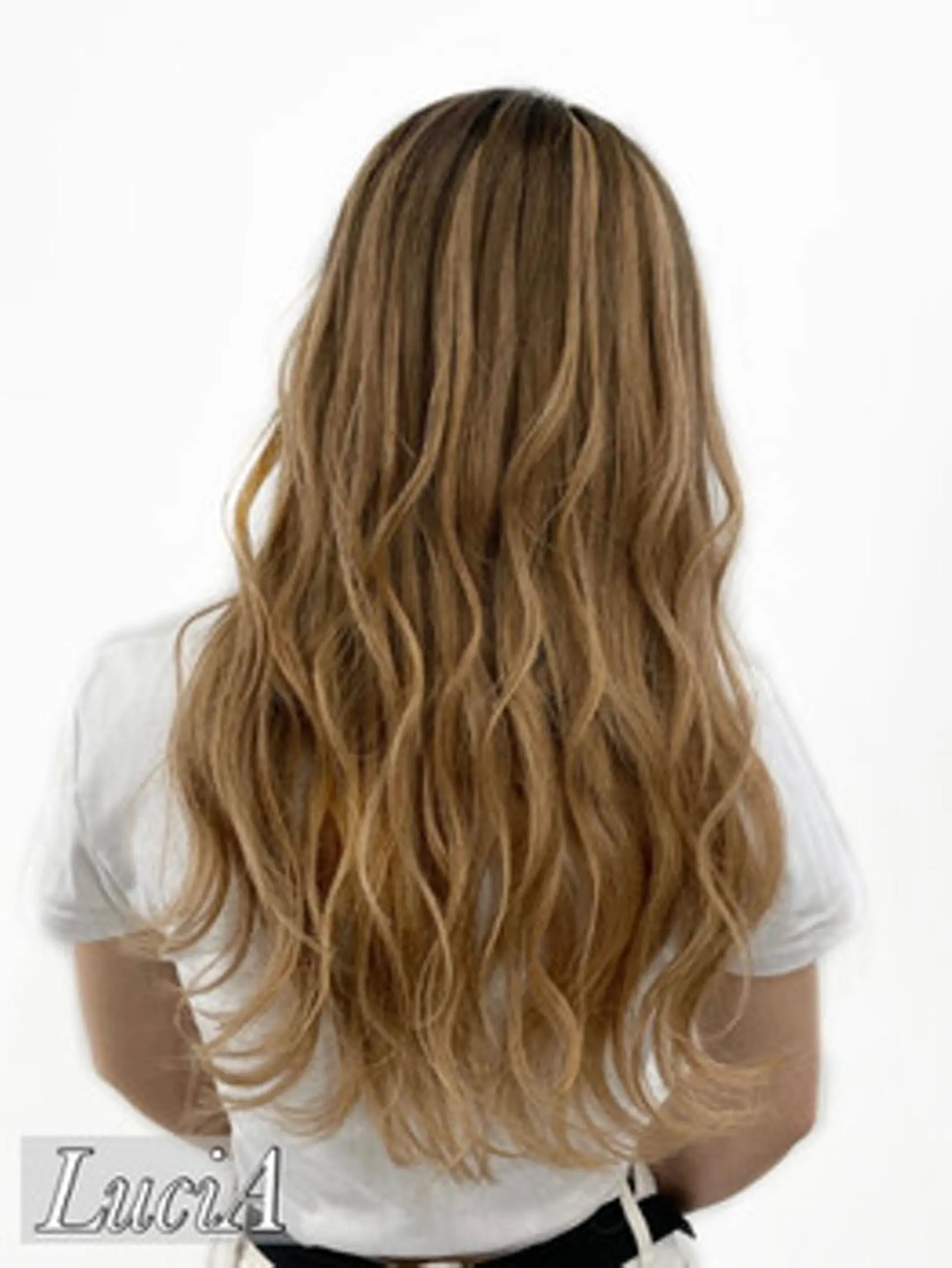 ロング カラー ヘアアレンジ ブリーチ ケアブリーチ ダブルカラー グラデーションカラー イルミナカラー LuciA/エクステ カラーのヘアスタイル