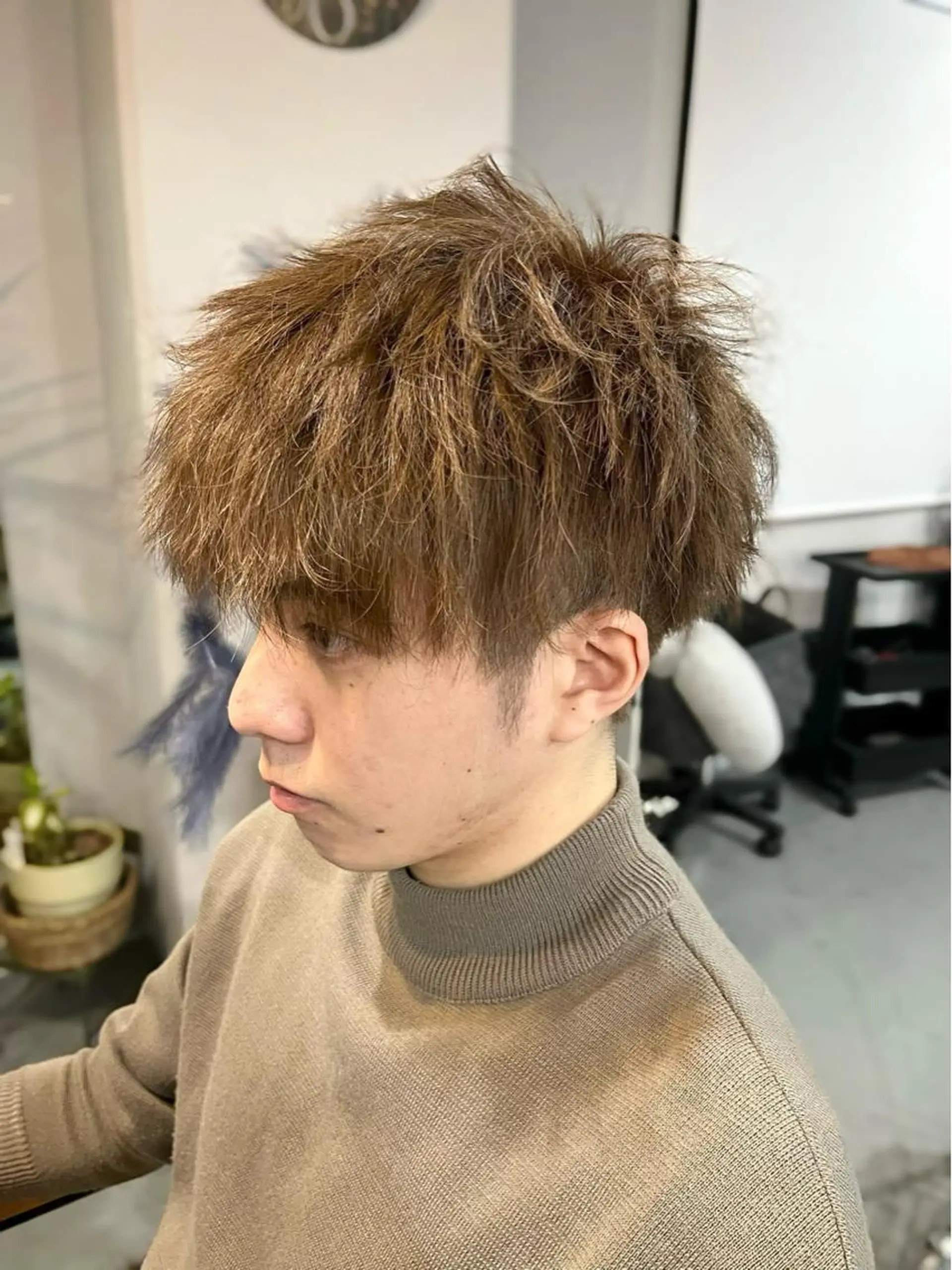 ショート メンズ ✨艶感/透け感✨Sherry所属・艶髪/ハイトーン Sherryのヘアスタイル