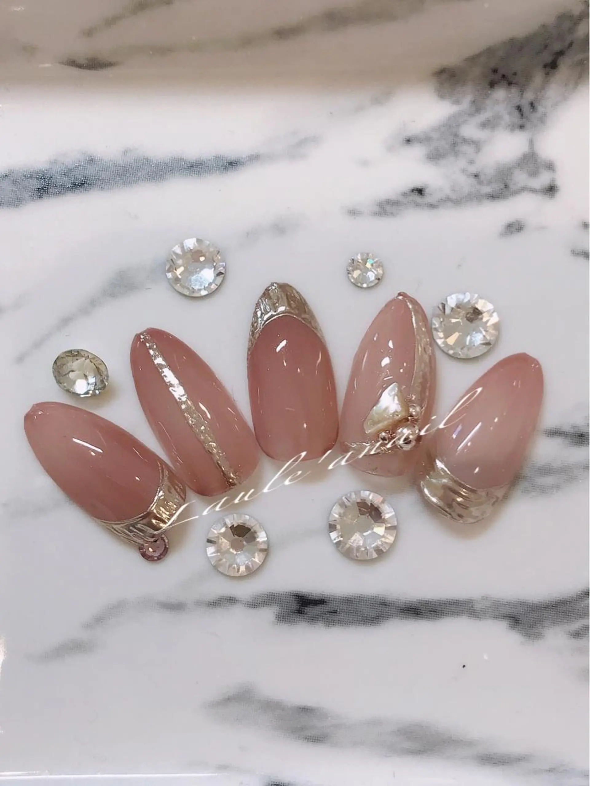 ネイル nailsalon Laule'aのネイルデザイン