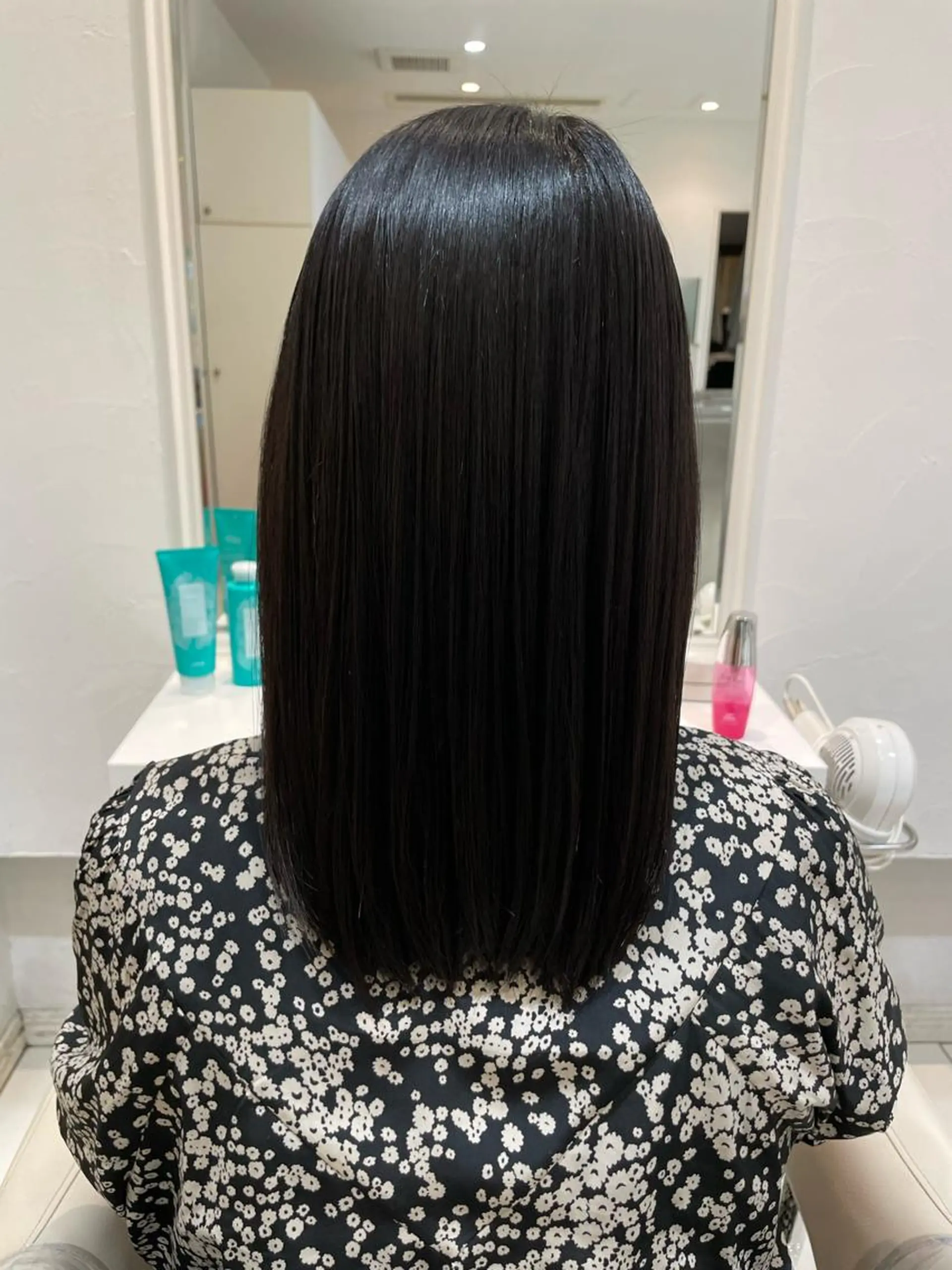 セミロング パーマ 縮毛矯正 JERICHO HAIR所属・ユ カの眉毛・アイブロウイメージ