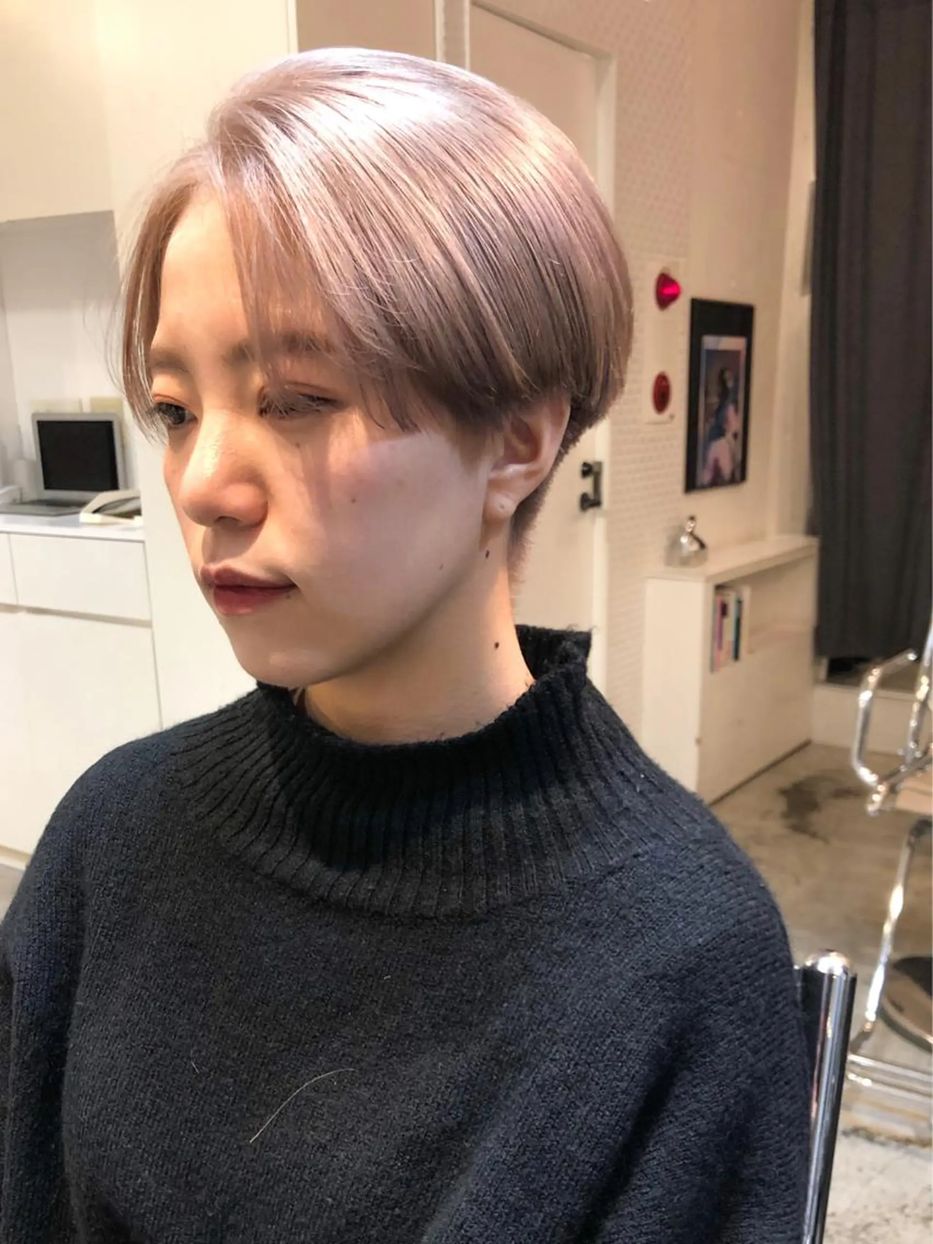 ショート カラー 🌈圧倒的デザイン力 内井省吾のヘアスタイル