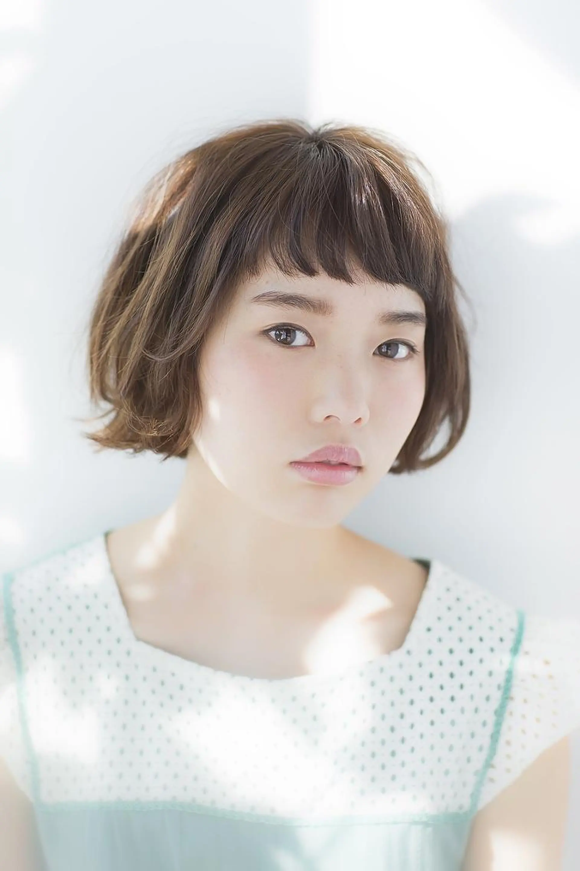 ミディアム 鈴木 奈波のヘアスタイル