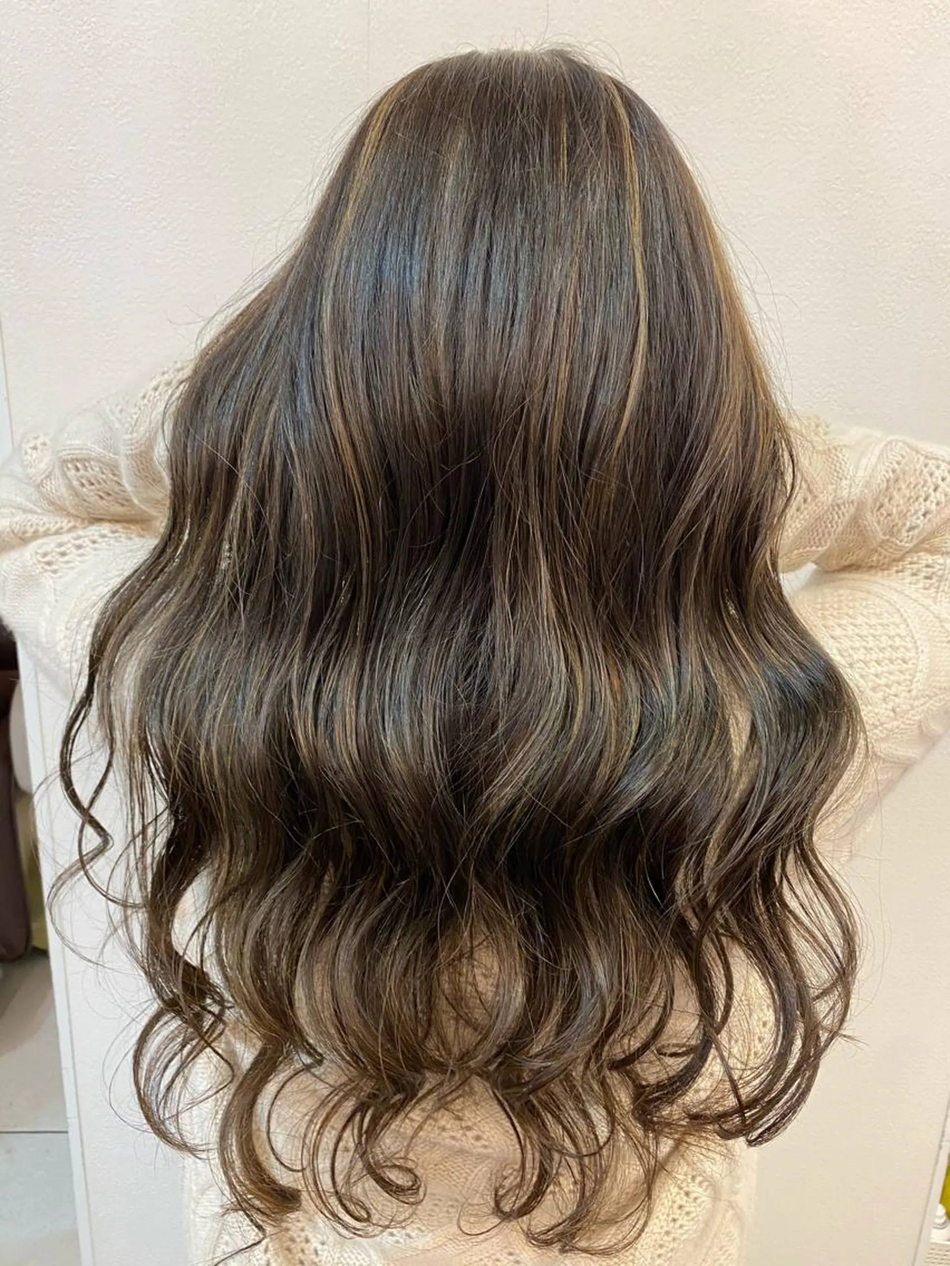 ロング カラー ハイライトカラー ハイライト 白髪世代の悩み解決 阿部耕大のヘアスタイル