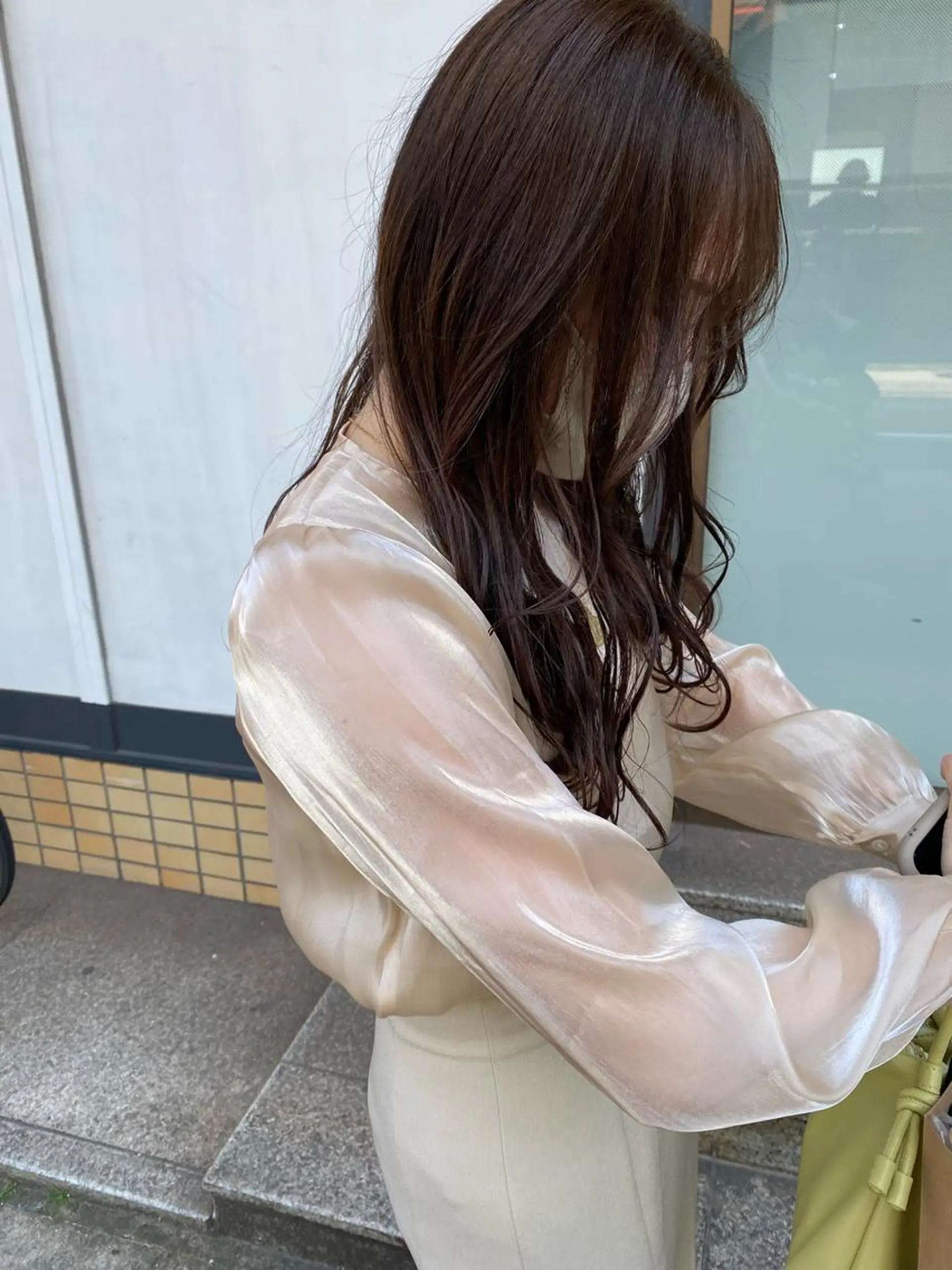 ロング W所属・小林 朋花のヘアスタイル