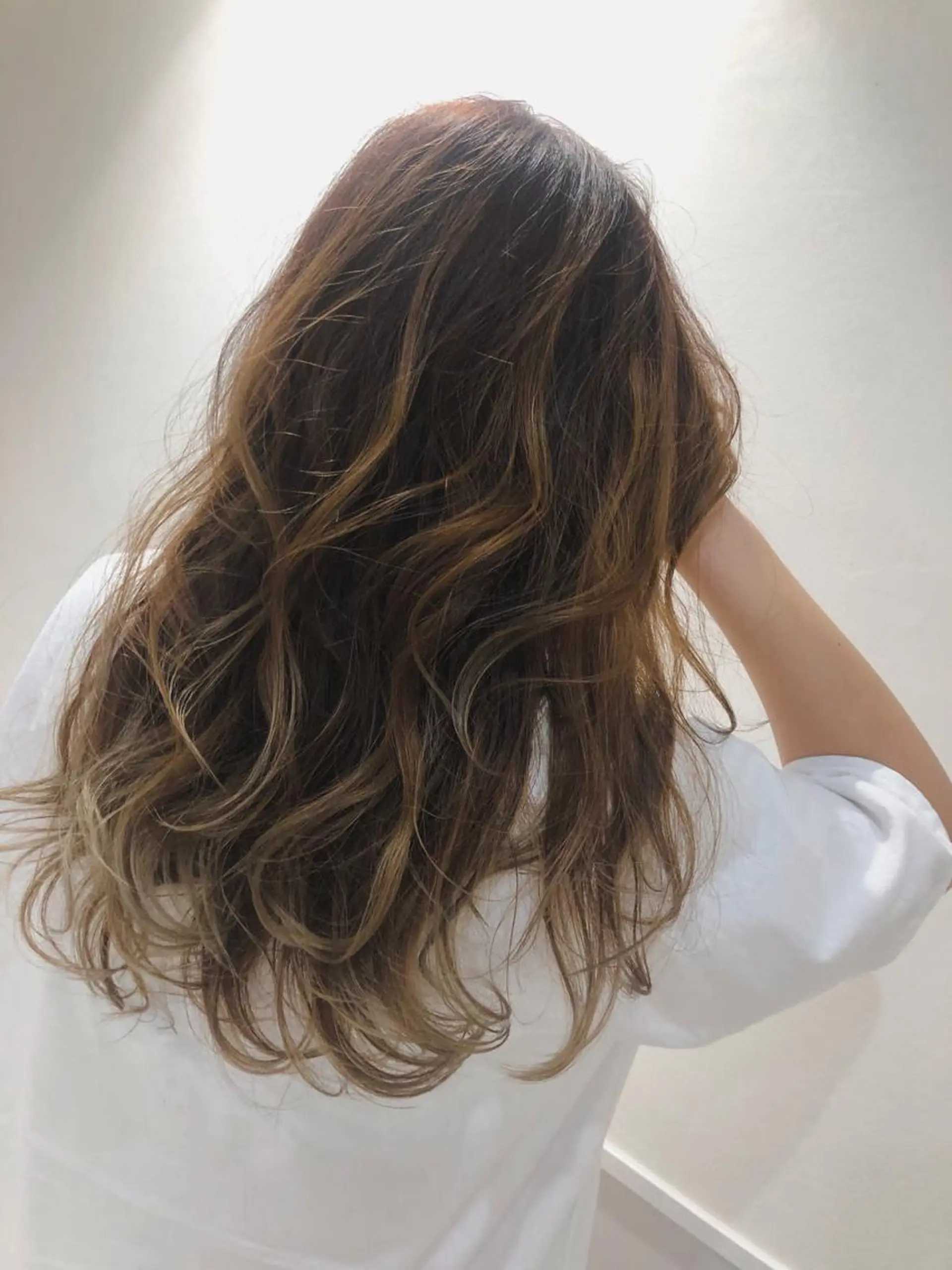 セミロング ハイライト ノアヘアデザイン町田店所属・ショートヘア特化 mayaのヘアスタイル