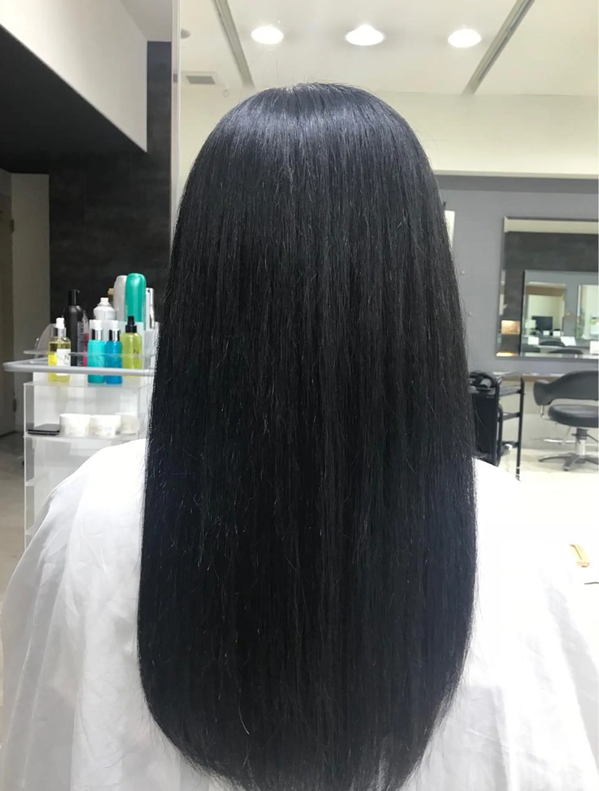 ロング Adachi Fujikoのヘアスタイル