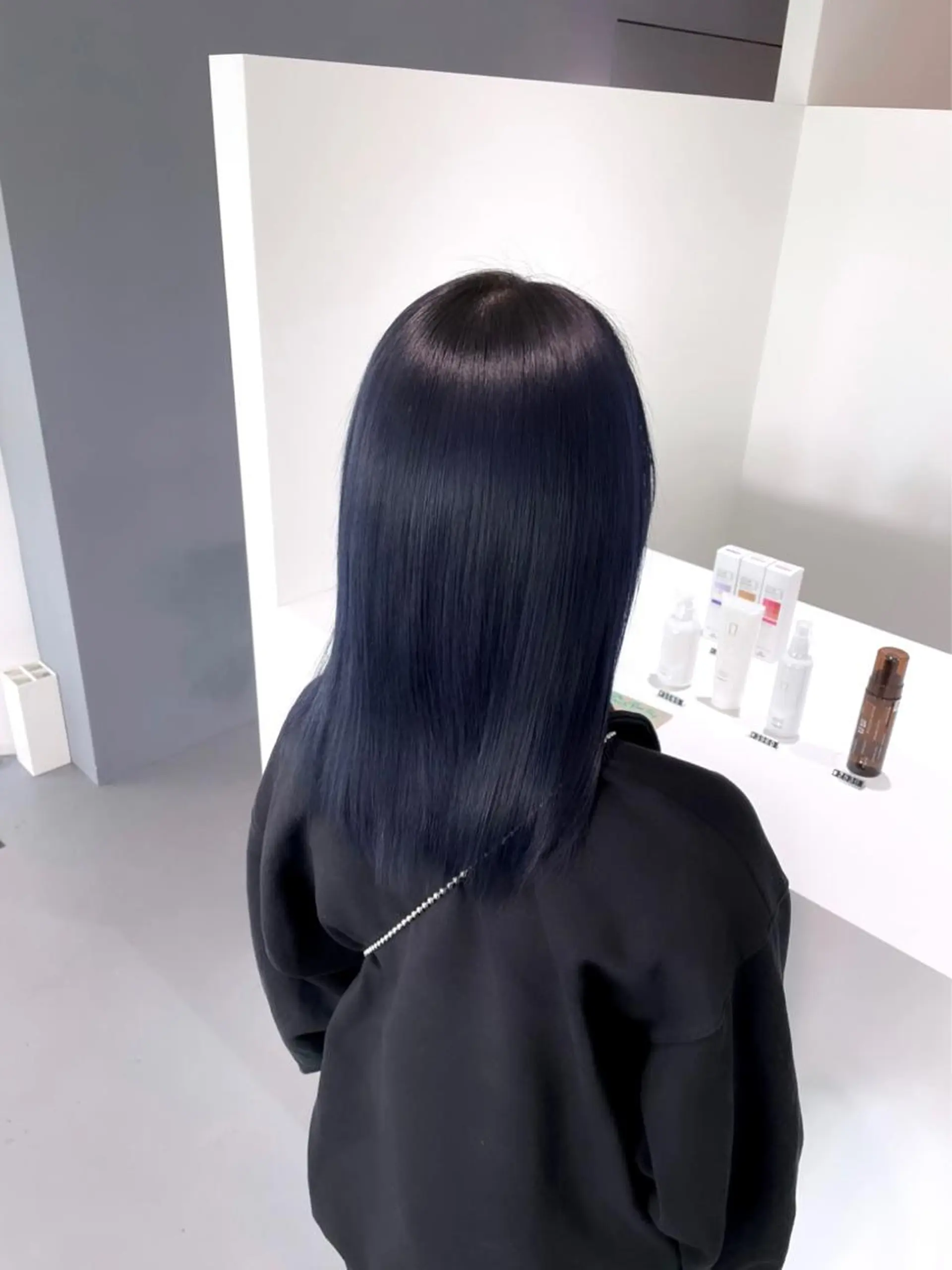 ミディアム カラー ヘアカラー LEF TATEMACHI所属・西山祐生/ハイトーン /ケアブリーチ/艶髪のヘアスタイル