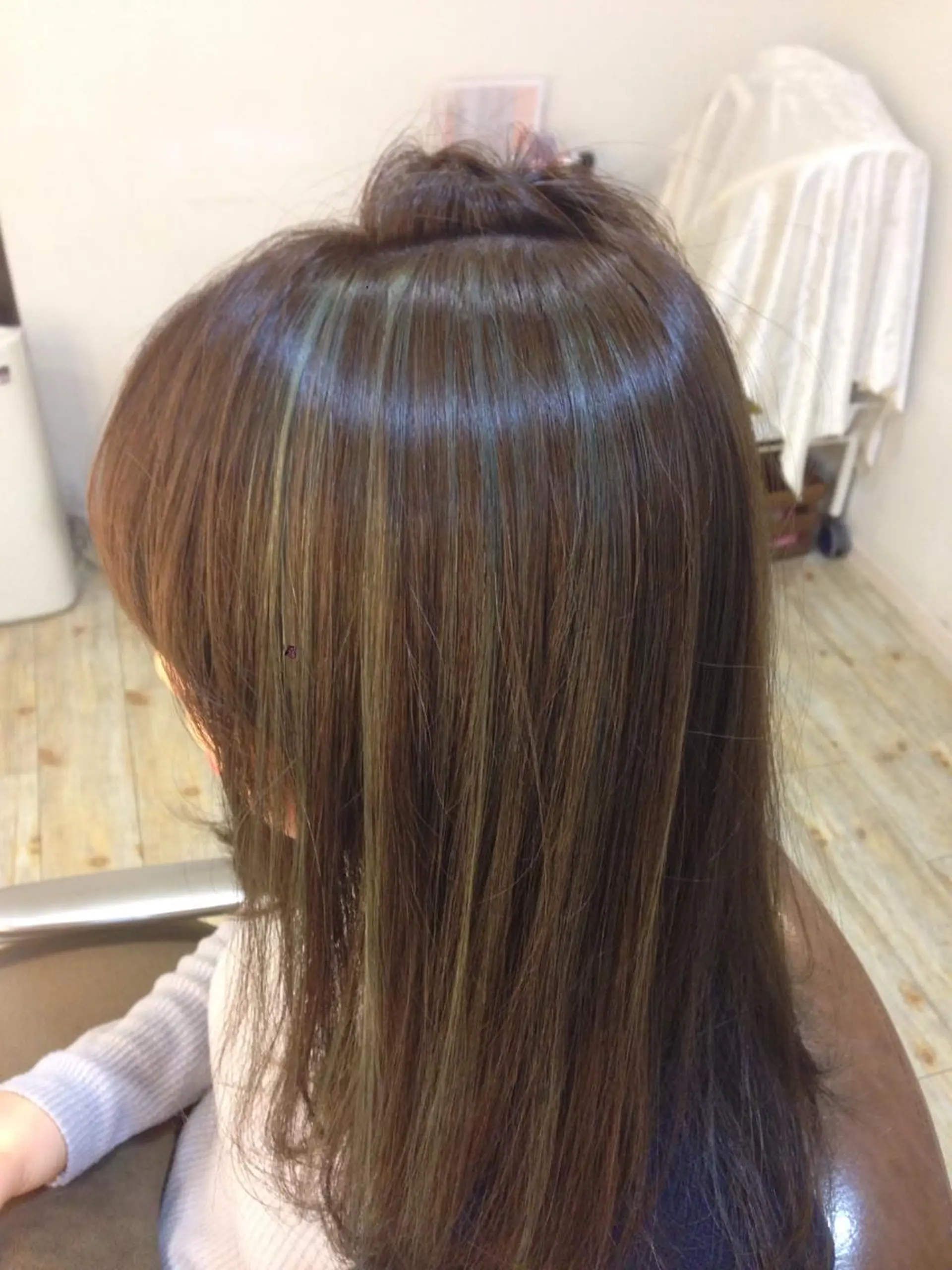 ロング カラー アッシュ ハイライトカラー ハイライト 小倉 聖也のヘアスタイル