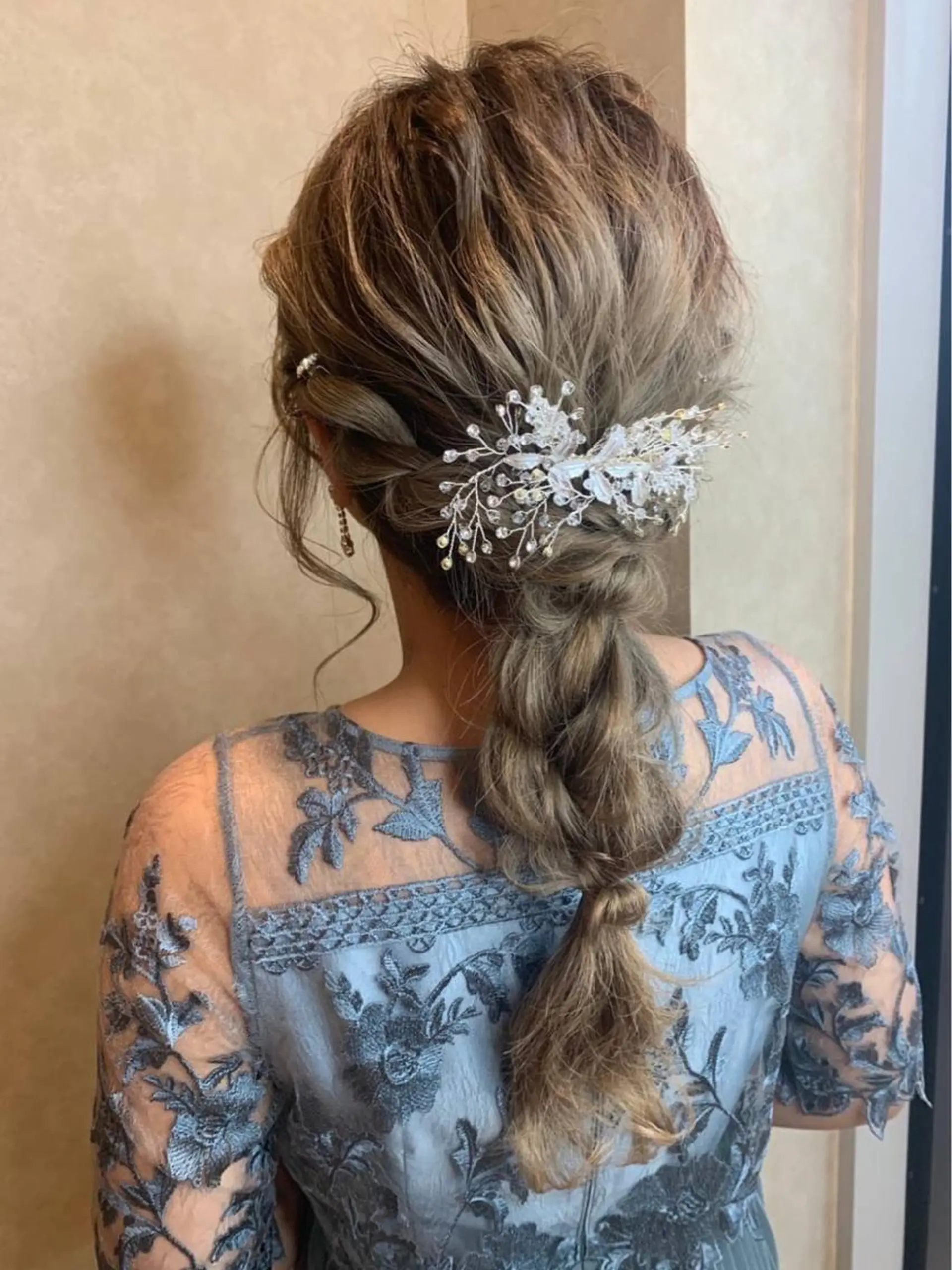 セミロング 丸山 香のヘアスタイル