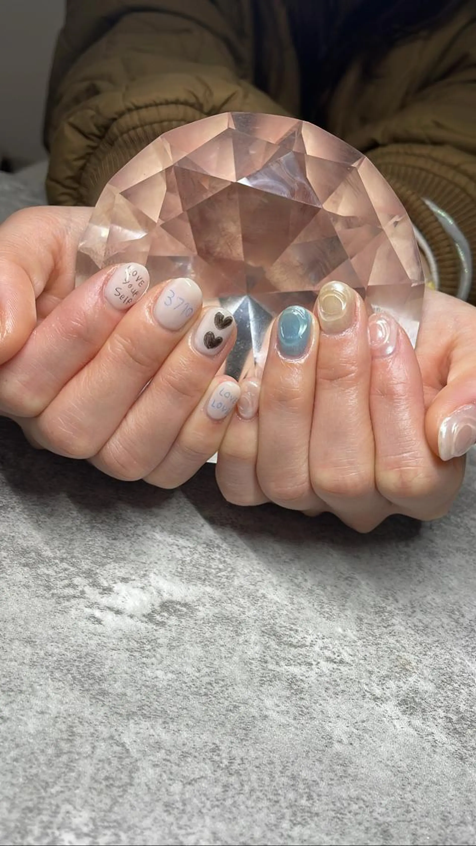 ネイル オーロラネイル ハンドネイル shark_nail Aのネイルデザイン