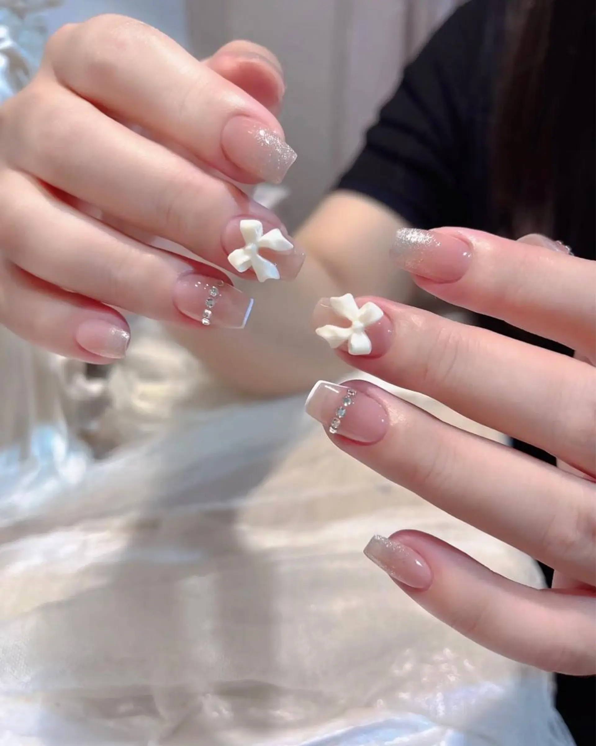 セミロング 韓国風ヘア めぐみのネイルサロン 惠のネイルデザイン