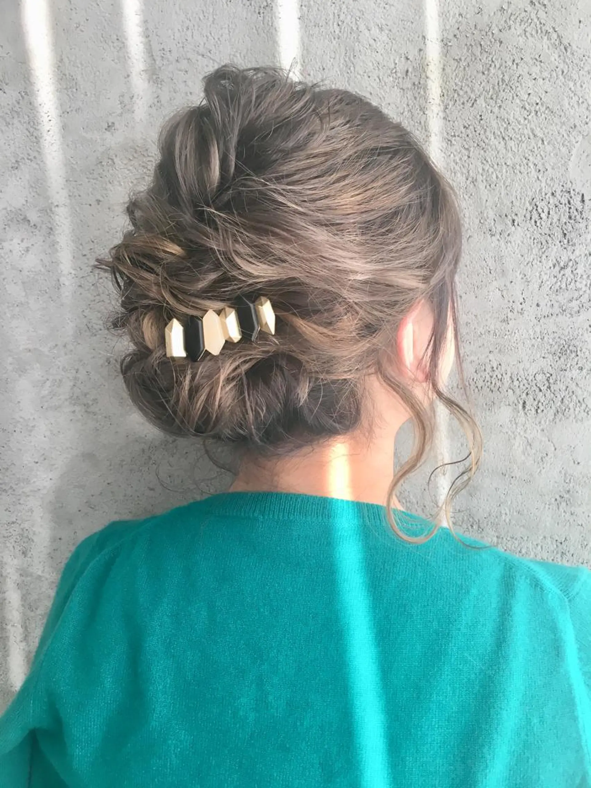 ミディアム カラー ヘアアレンジ EMANON天神所属・Hitomi Ezakiのヘアスタイル