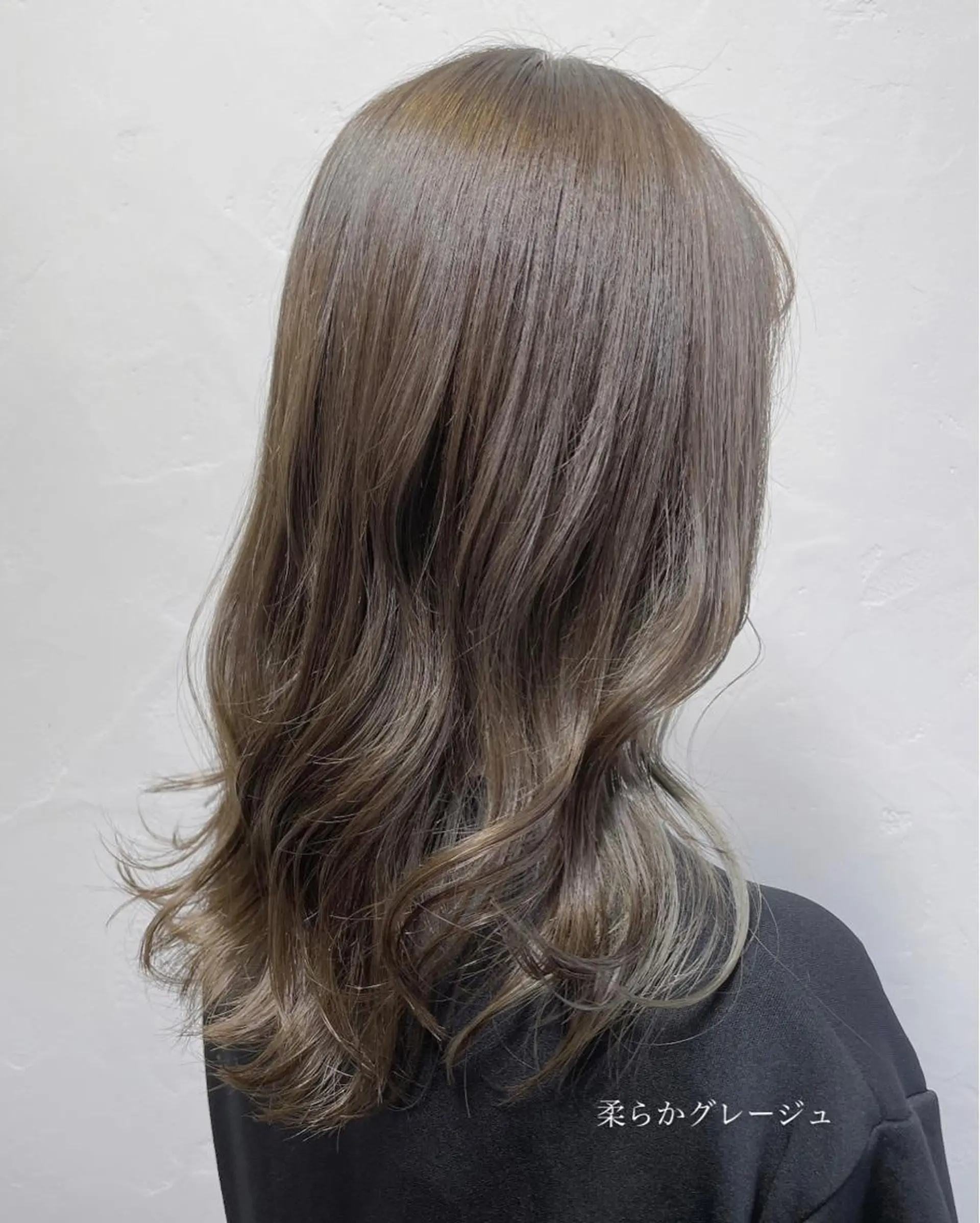 ミディアム カラー ヘアカラー トリートメント ふわっとレイヤー 🪽スガヤハルミのヘアスタイル