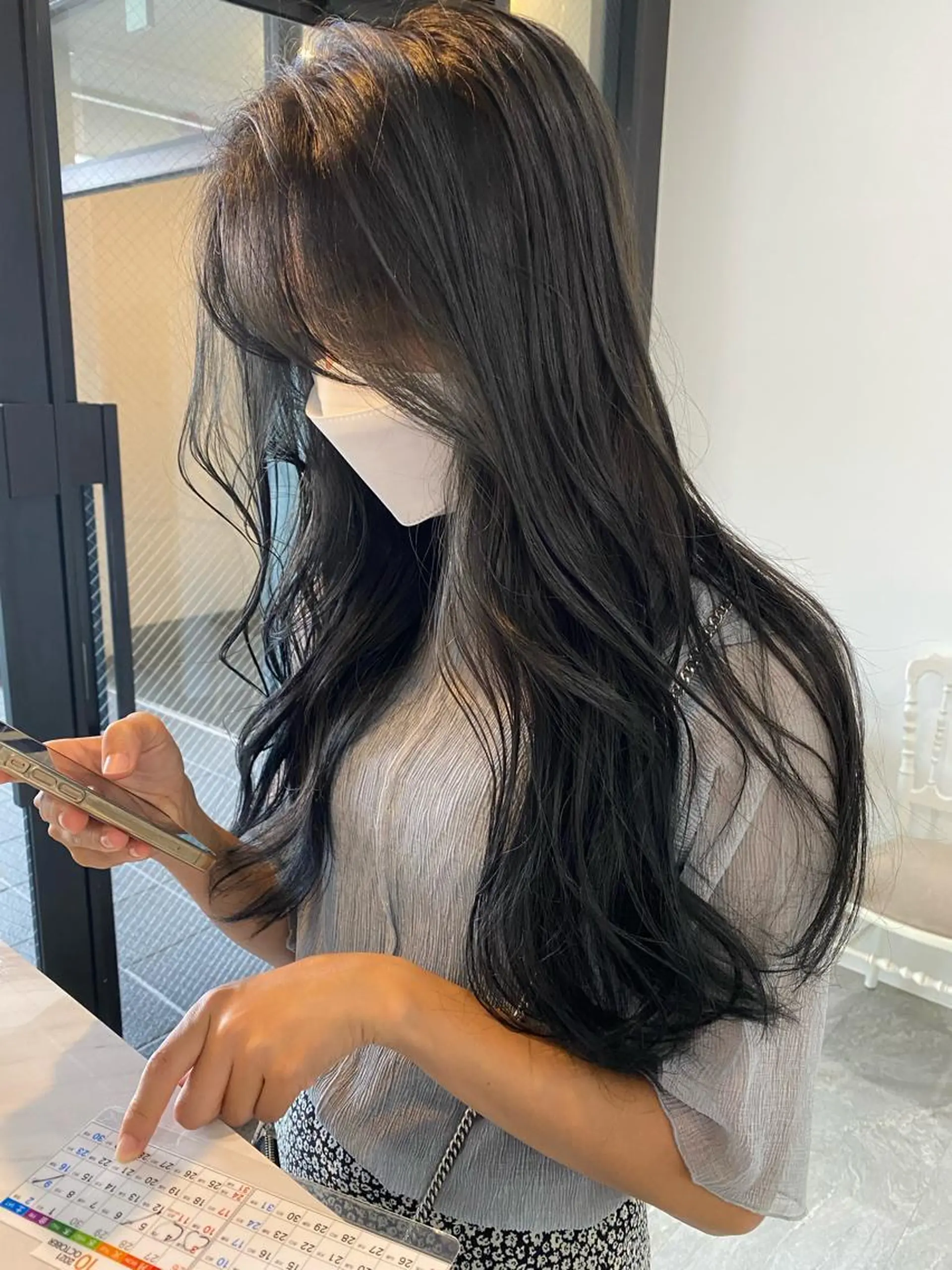 ロング カラー パーマ ヘアアレンジ メンズ キッズ ネイル マツエク・マツパ umu.［韓国ヘア /ダウンパーマ］のヘアスタイル