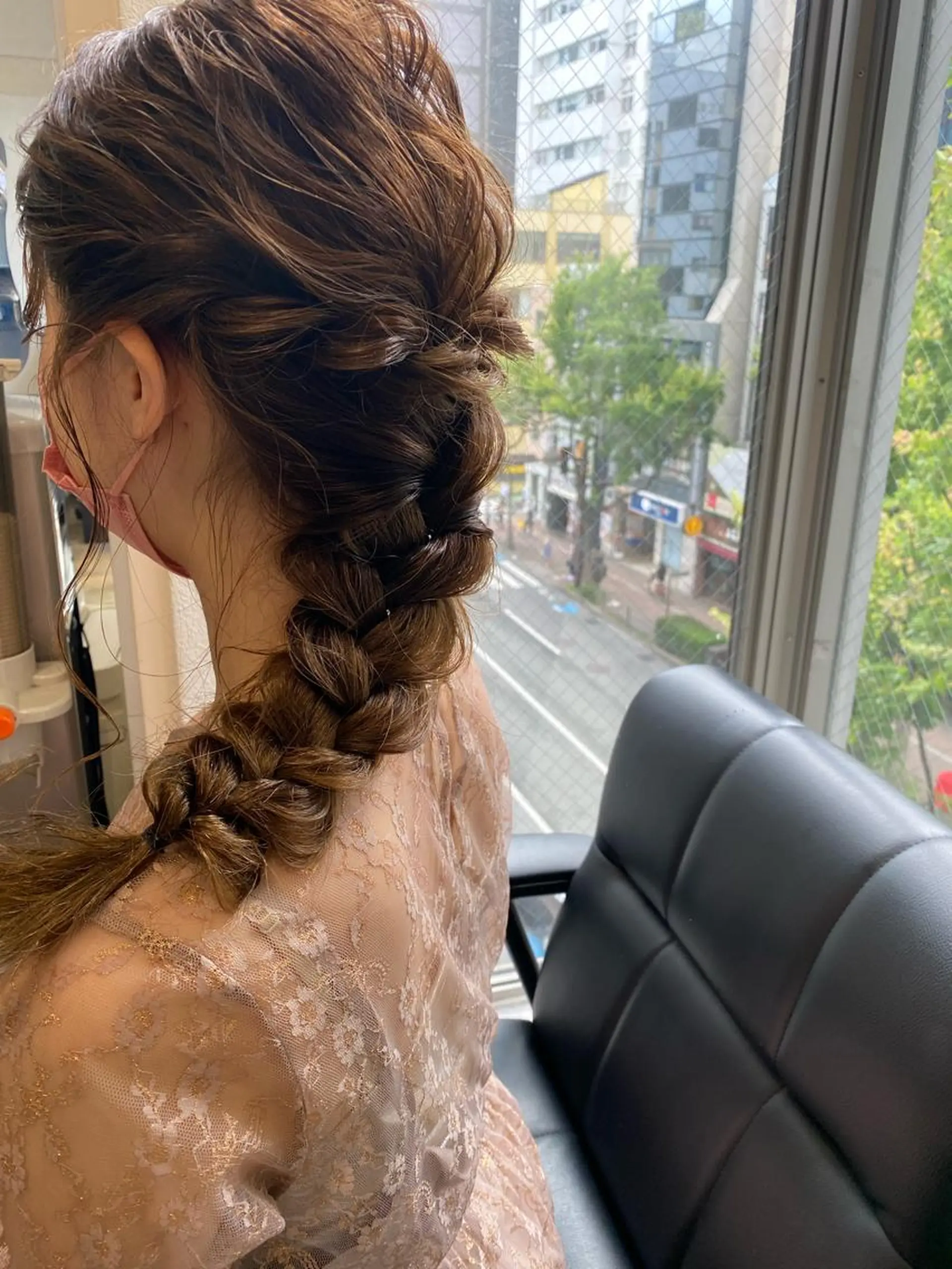 セミロング ヘアアレンジ GiseL アンリのヘアスタイル