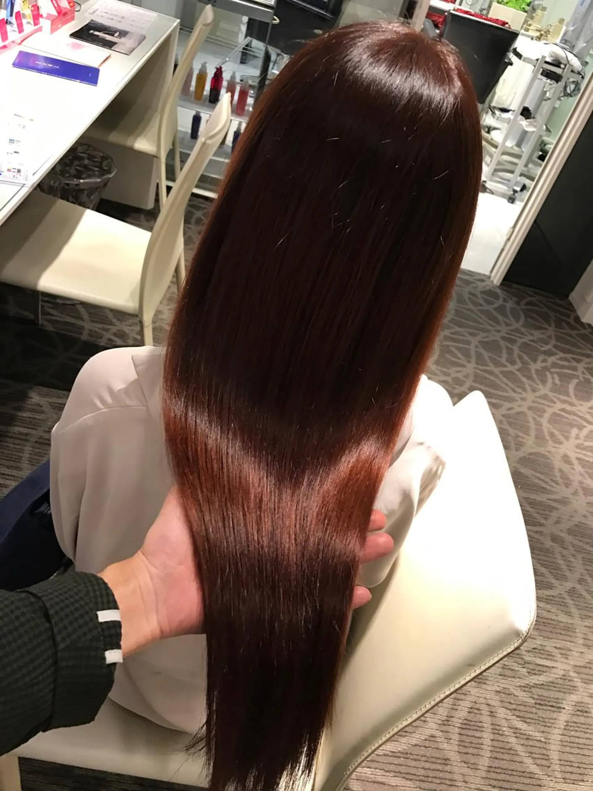 セミロング FORTE所属・フォルテ青山 カットカラー0円のヘアスタイル