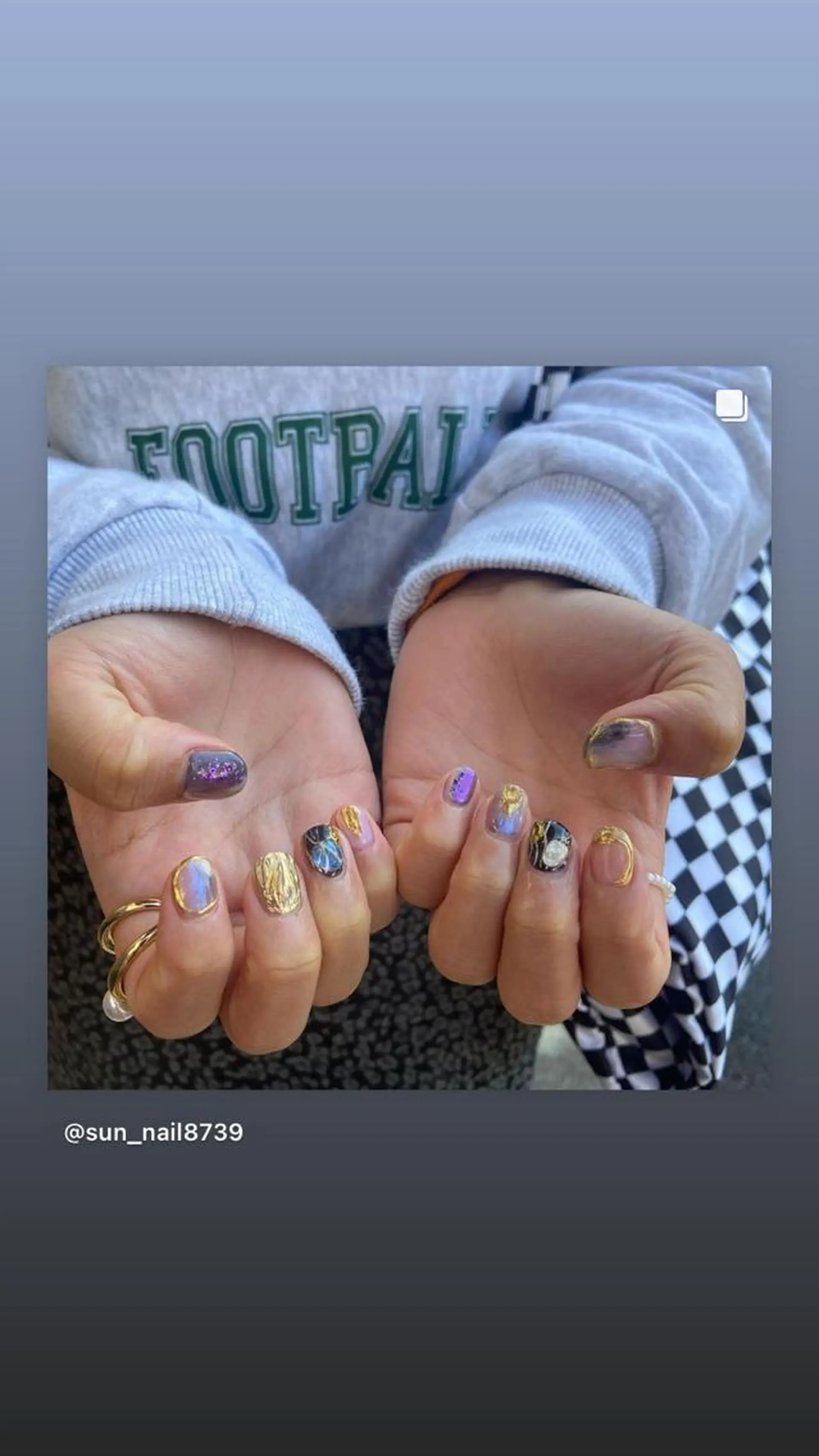 ネイル アートネイル オーロラネイル 成人式 ゴールド ミラーネイル . unffのネイルデザイン
