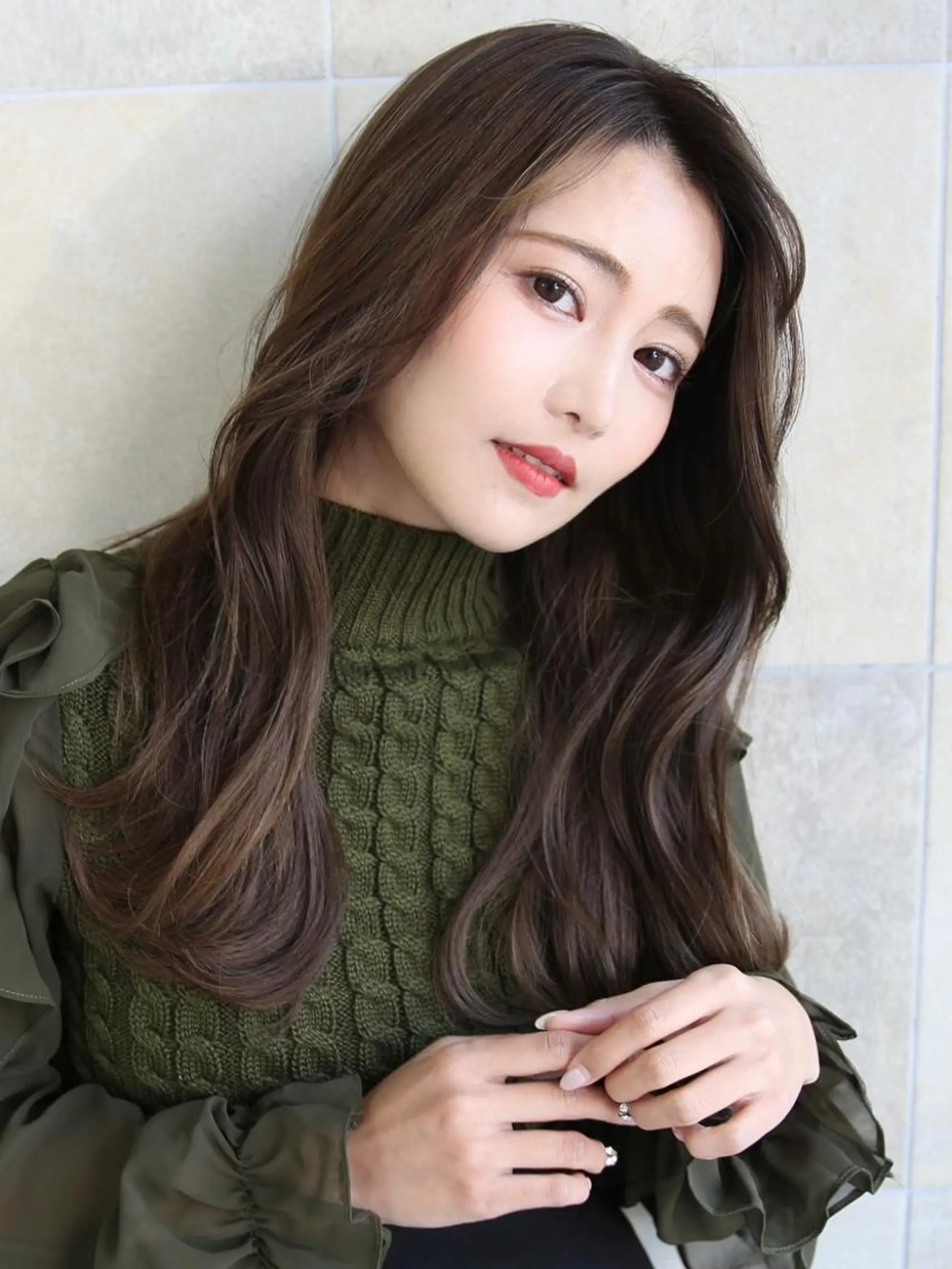 ロング ブリーチなしダブル/ レイヤーカット 小棹のヘアスタイル