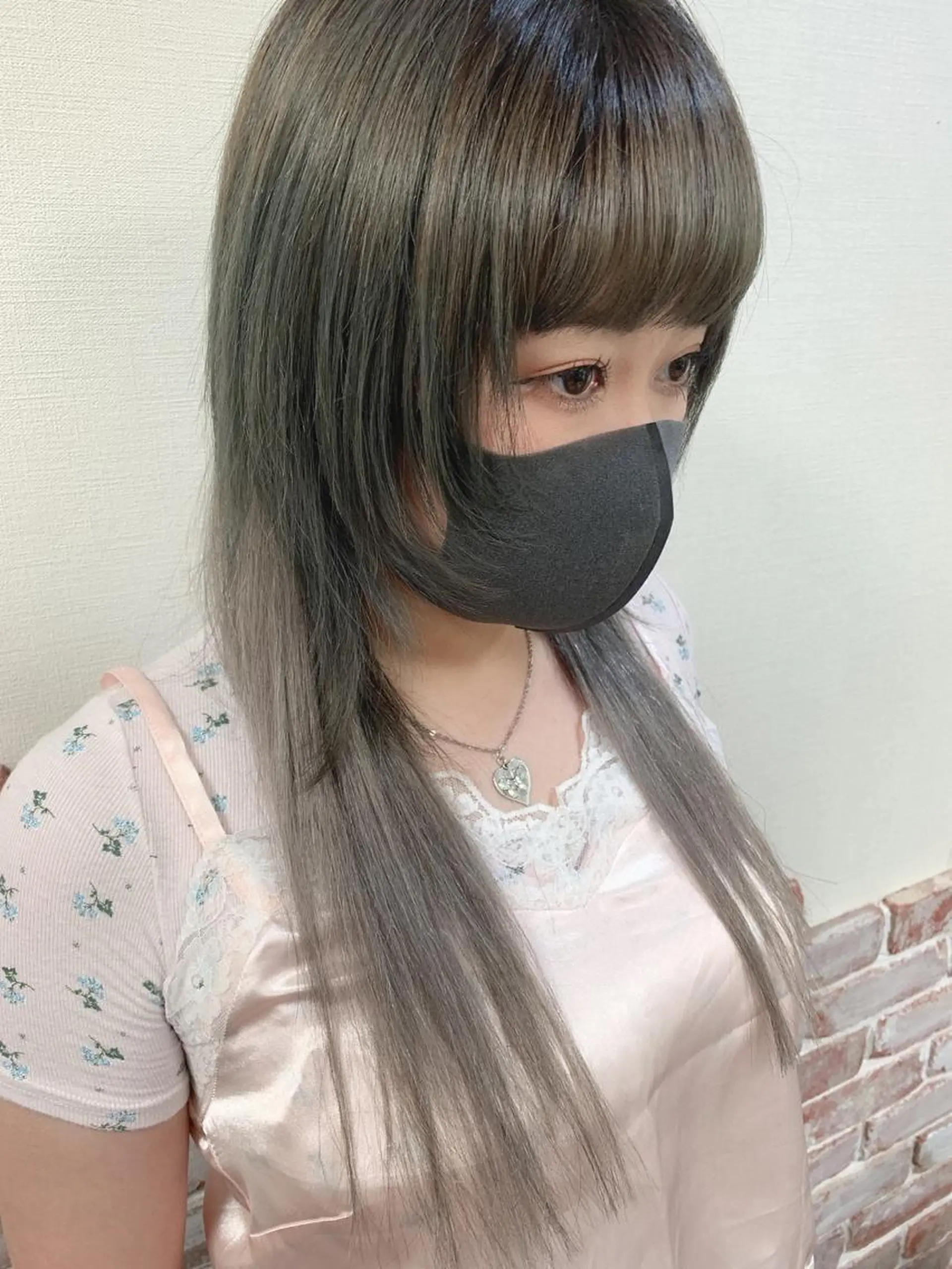 ロング アッシュ 髪質改善 ウルフカット カット 【髪質改善特化】 新宿/縮毛矯正/セラのヘアスタイル