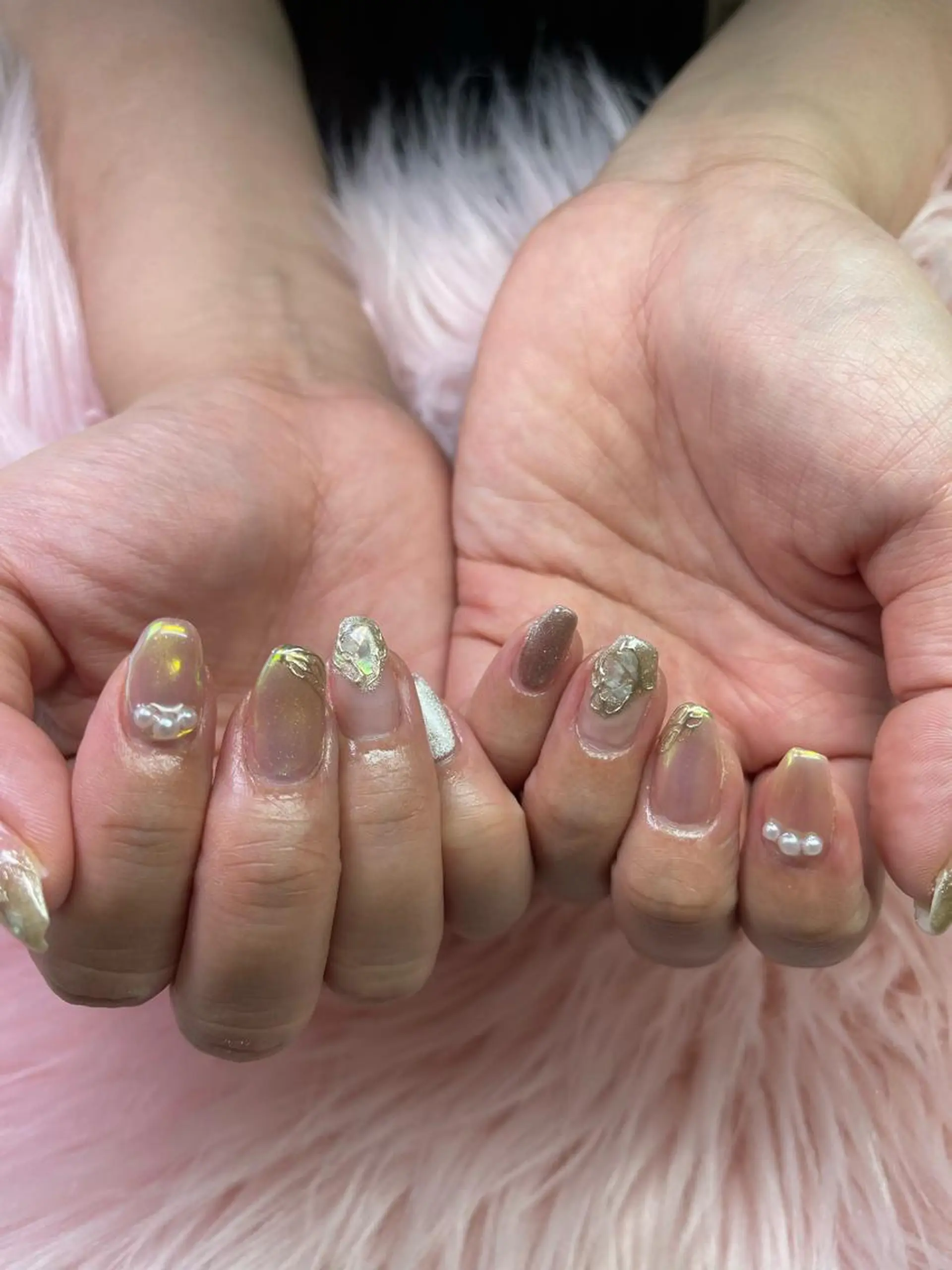 ネイル オーロラネイル ミラーネイル ネイルサロンキュアイスト所属・キュアイスト アコパラジェル調布のネイルデザイン