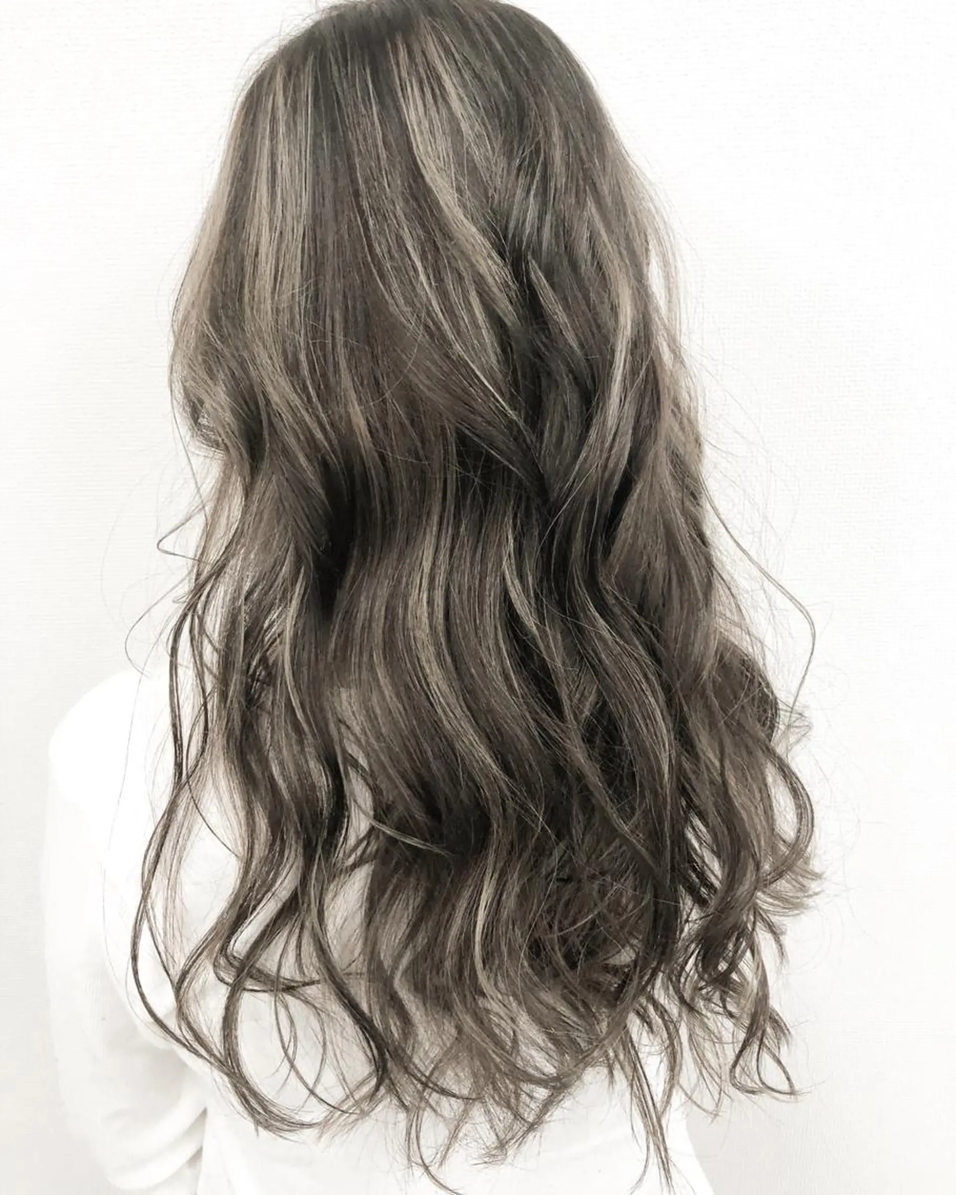 ロング カットモデル募集🌈 北千住のヘアスタイル