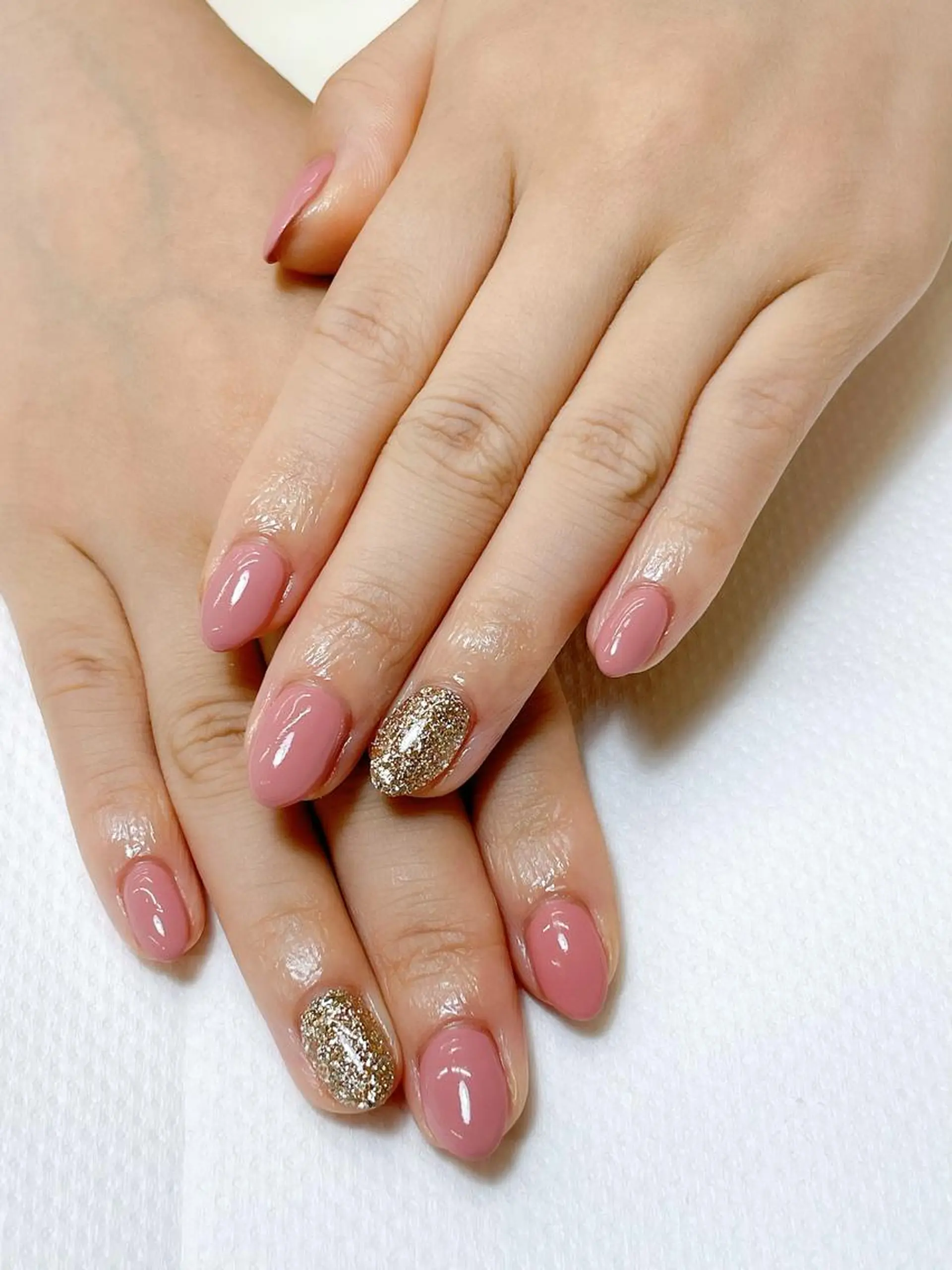 ネイル ゴールド ラメ(グリッター) ワンカラーネイル ピンク シルバー 前田 優佳のネイルデザイン