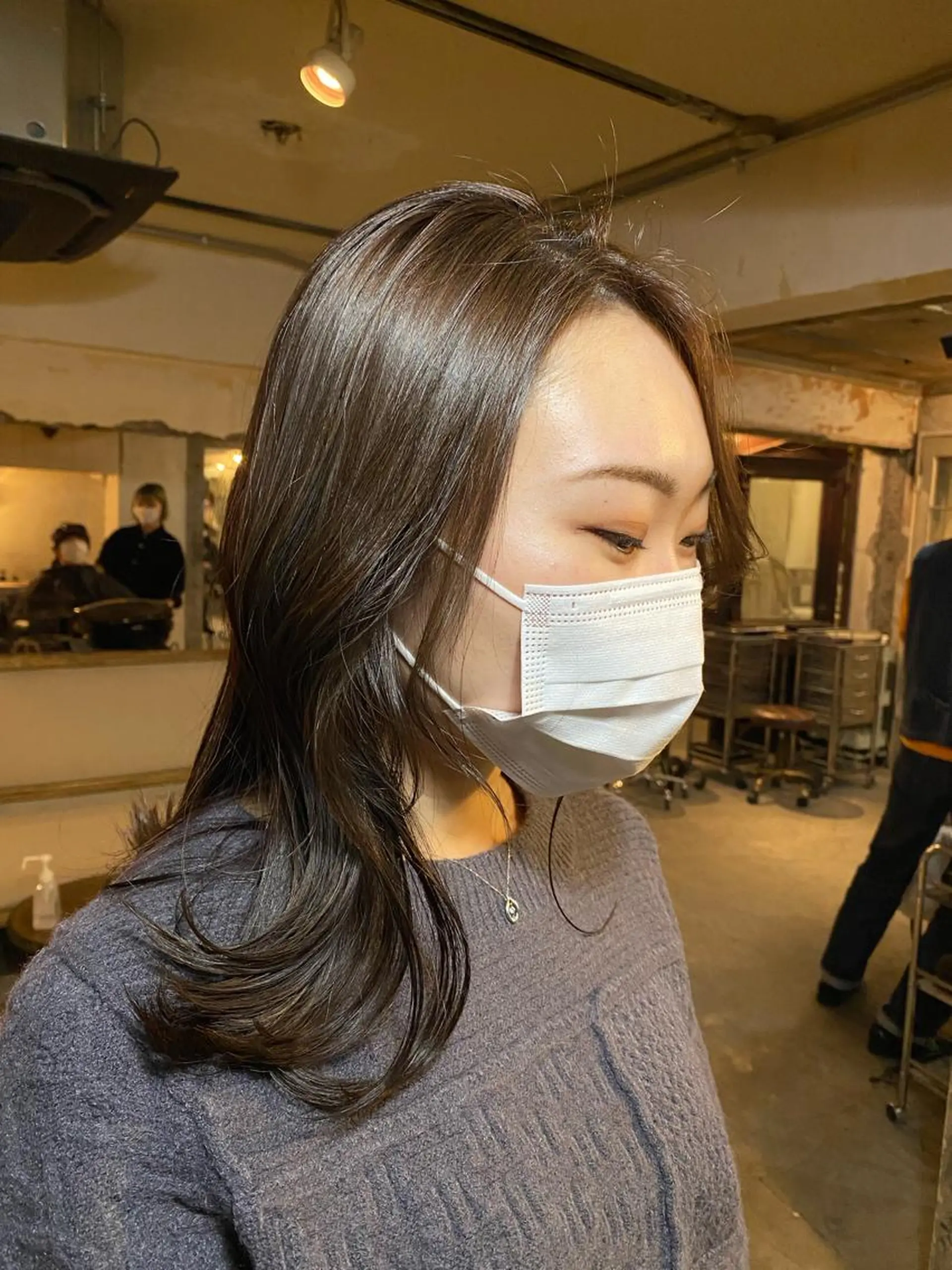 ミディアム カラー ブリーチ 透明感カラー ブリーチなしカラー お任せヘア☘️☘️ 及川渚のヘアスタイル