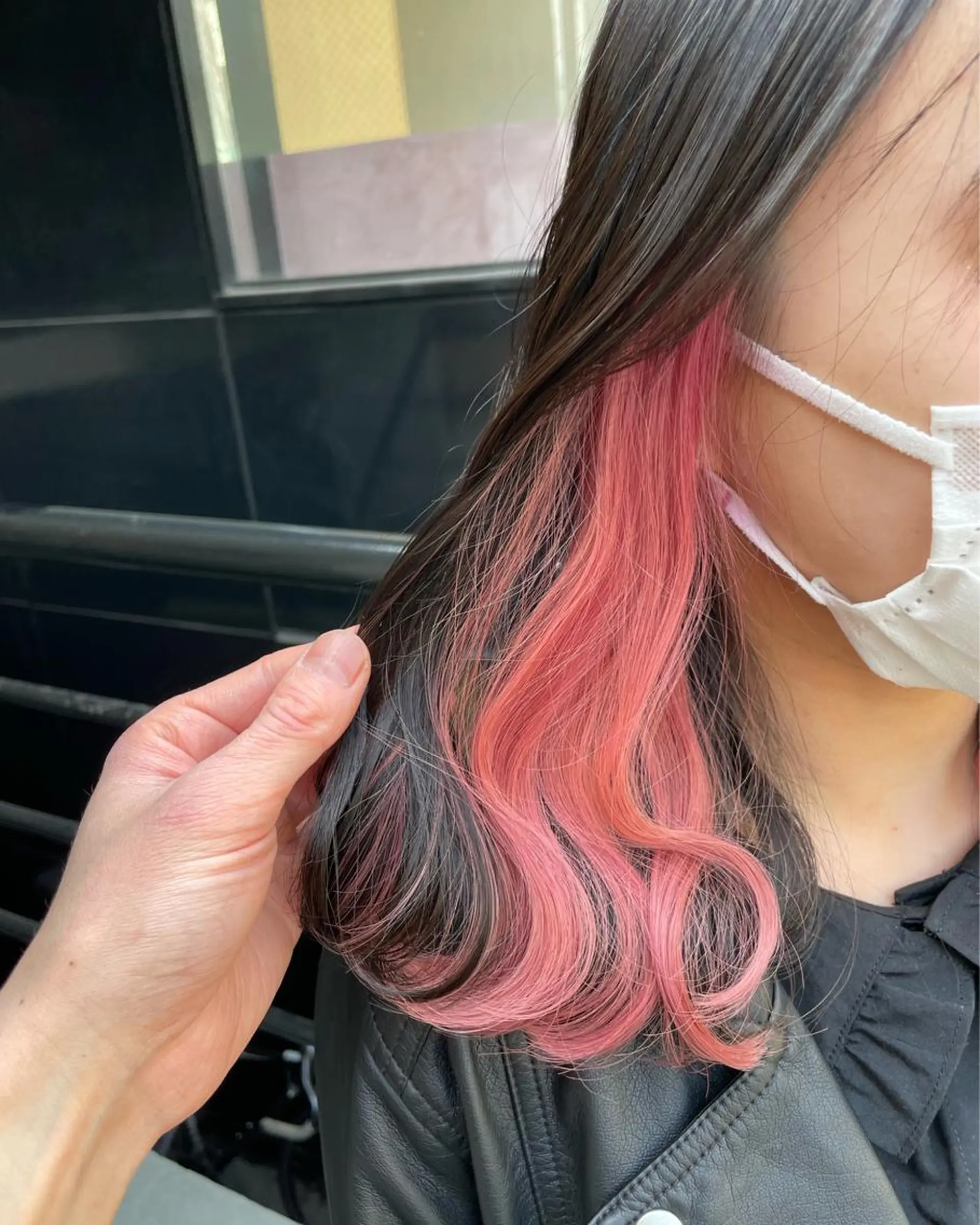 ミディアム カラー ブリーチ インナーカラー ピンクカラー カット ヘアカラー ACT十条店所属・溝口 恭章のヘアスタイル