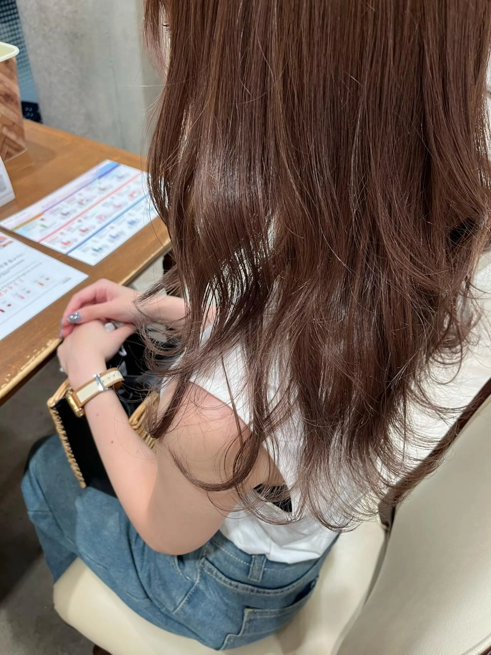 セミロング カラー ヘアアレンジ ベージュカラー 透明感カラー ラベンダーカラー ラベンダーベージュ カット ヘアカラー トリートメント サソウ ユリエ🥥のヘアスタイル