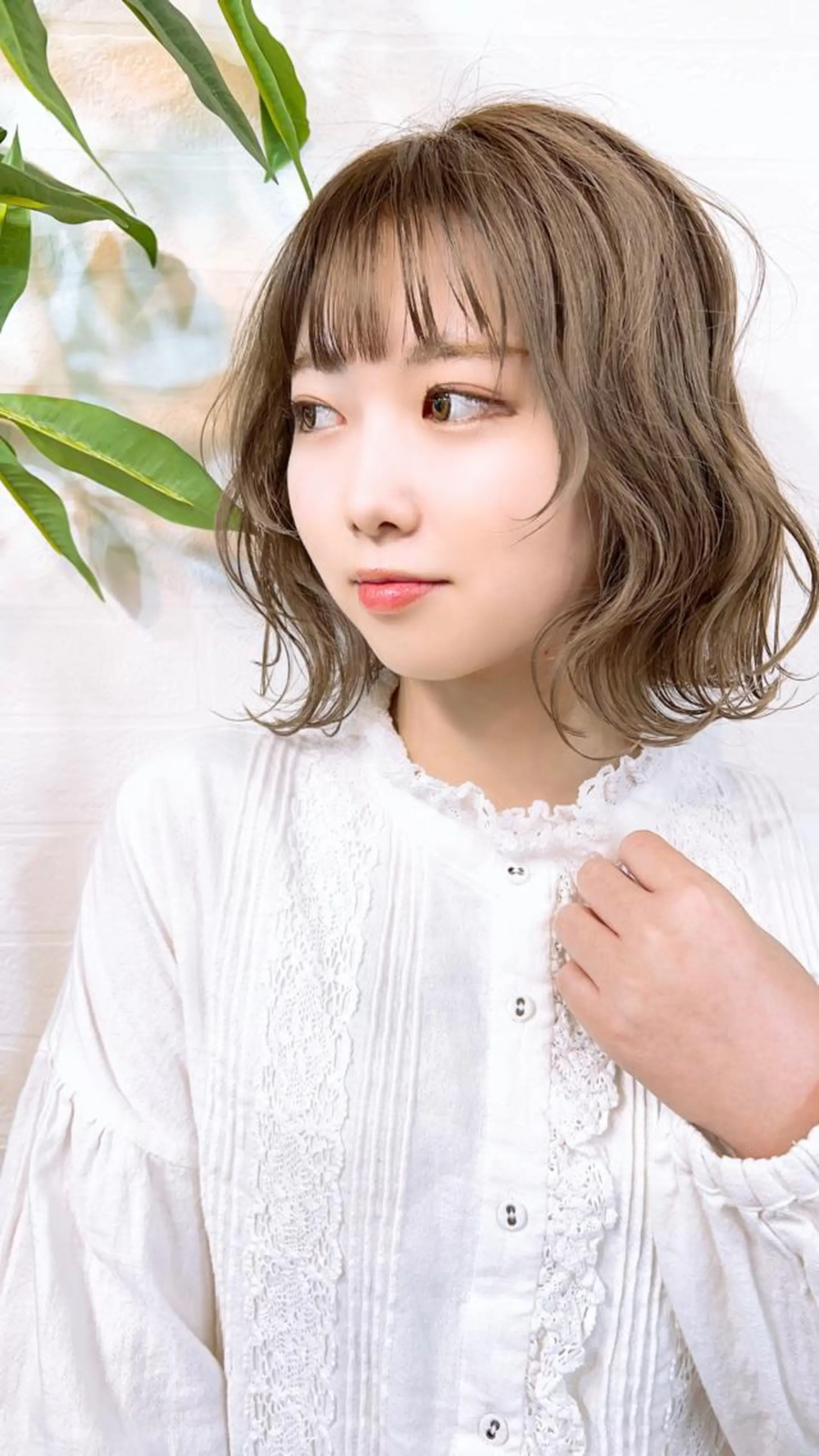 ミディアム カラー ヘアアレンジ アッシュ ミルクティーアッシュ Re:ta KANZOのヘアスタイル