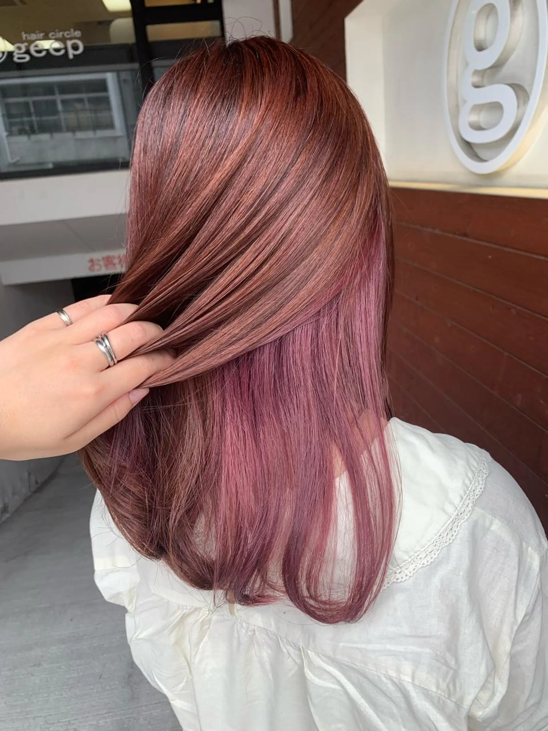 ロング カラー ブラウンカラー インナーカラー ピンクカラー ピンクブラウン カット ヘアカラー トリートメント IORI #韓国ヘア#髪質改善のヘアスタイル